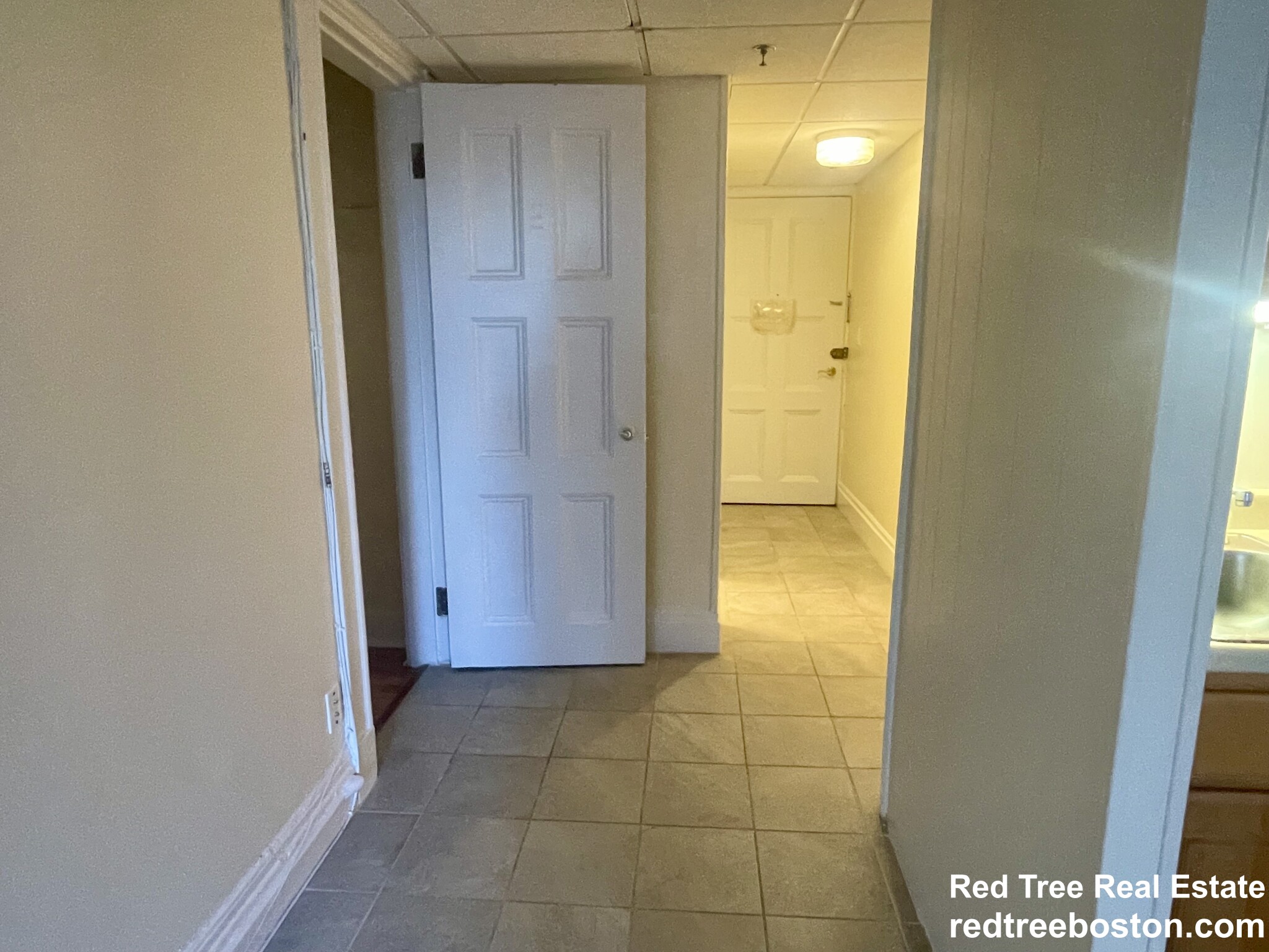 62 Boylston St, Midtown