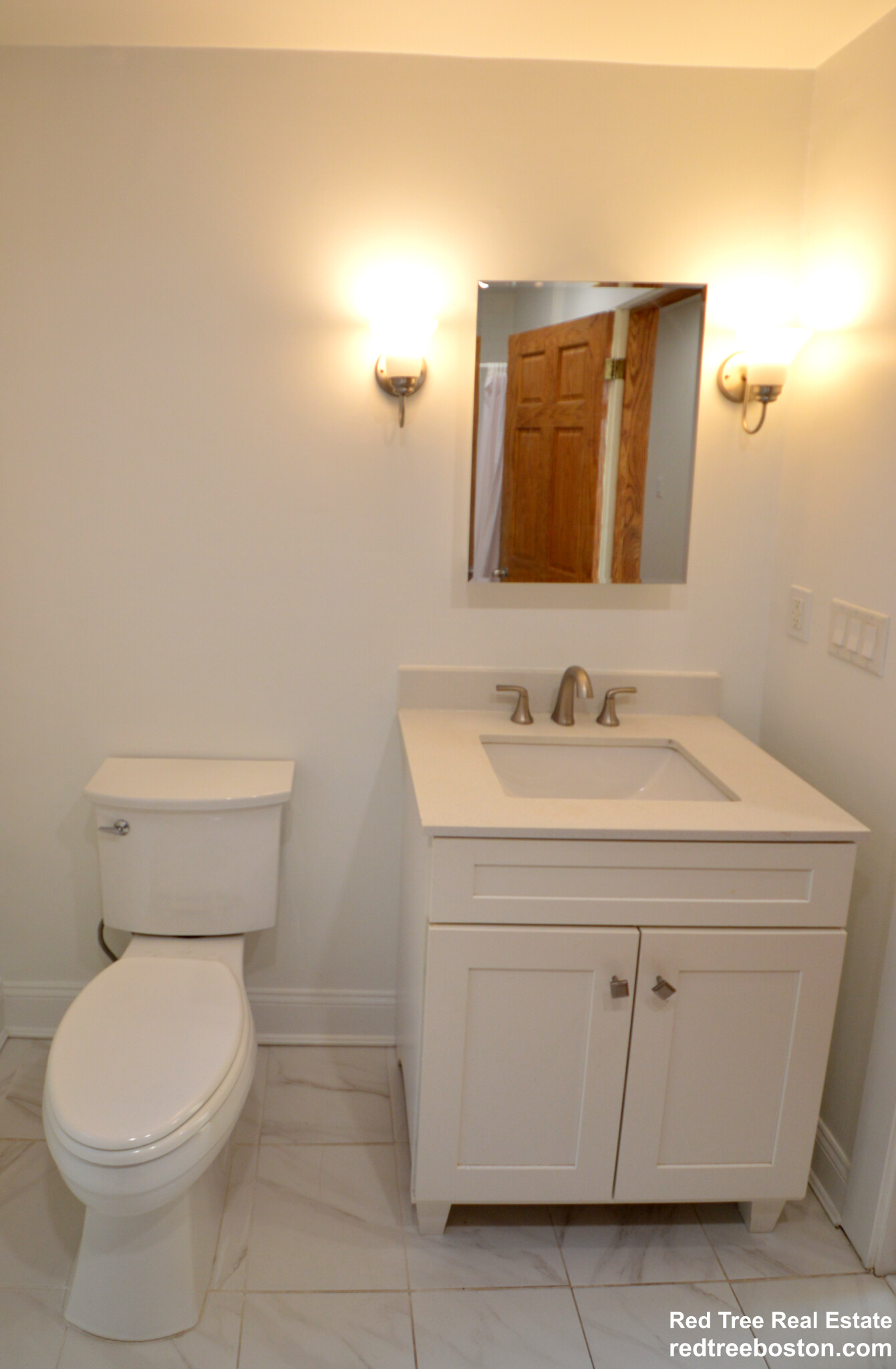 15 Green St, North Brookline