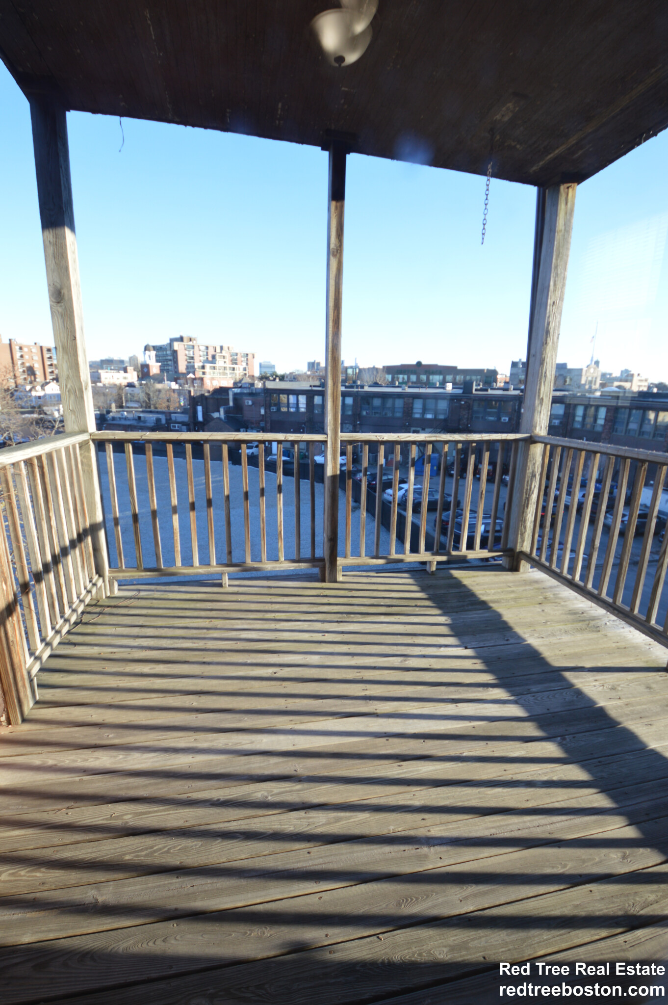 15 Green St, North Brookline