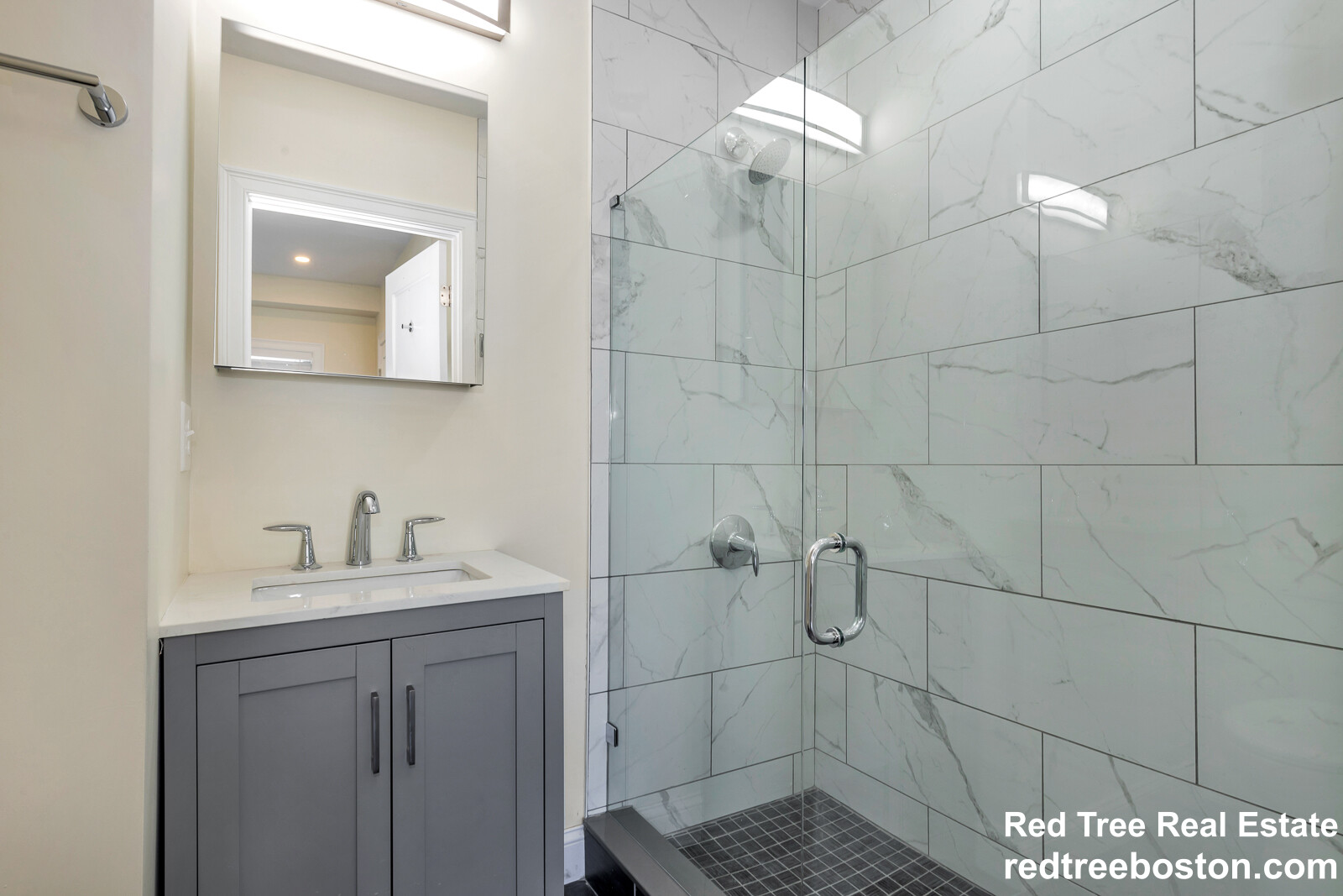 43 Wright Ave, South Medford