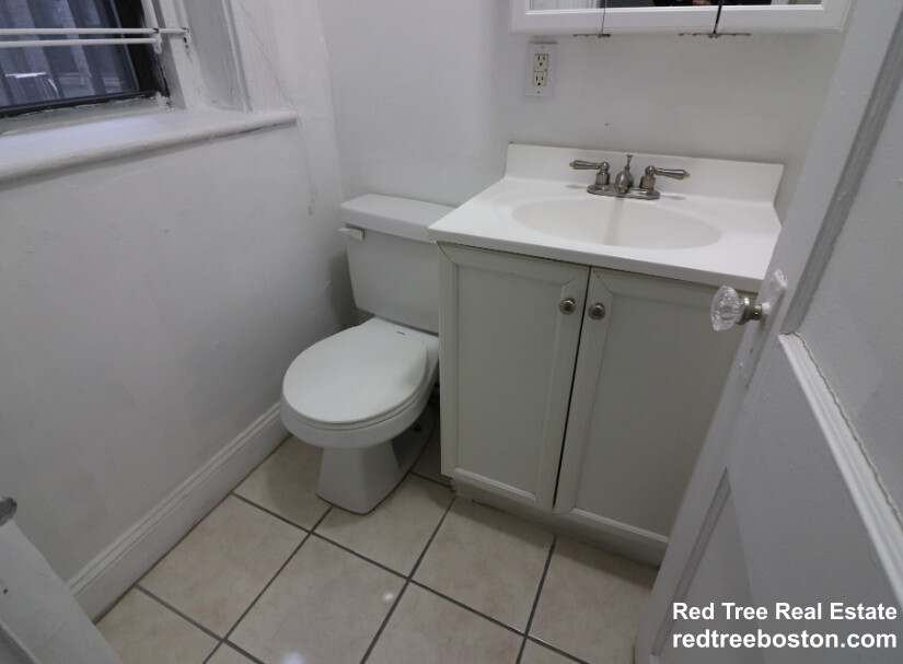 409 Huntington Ave, Fenway