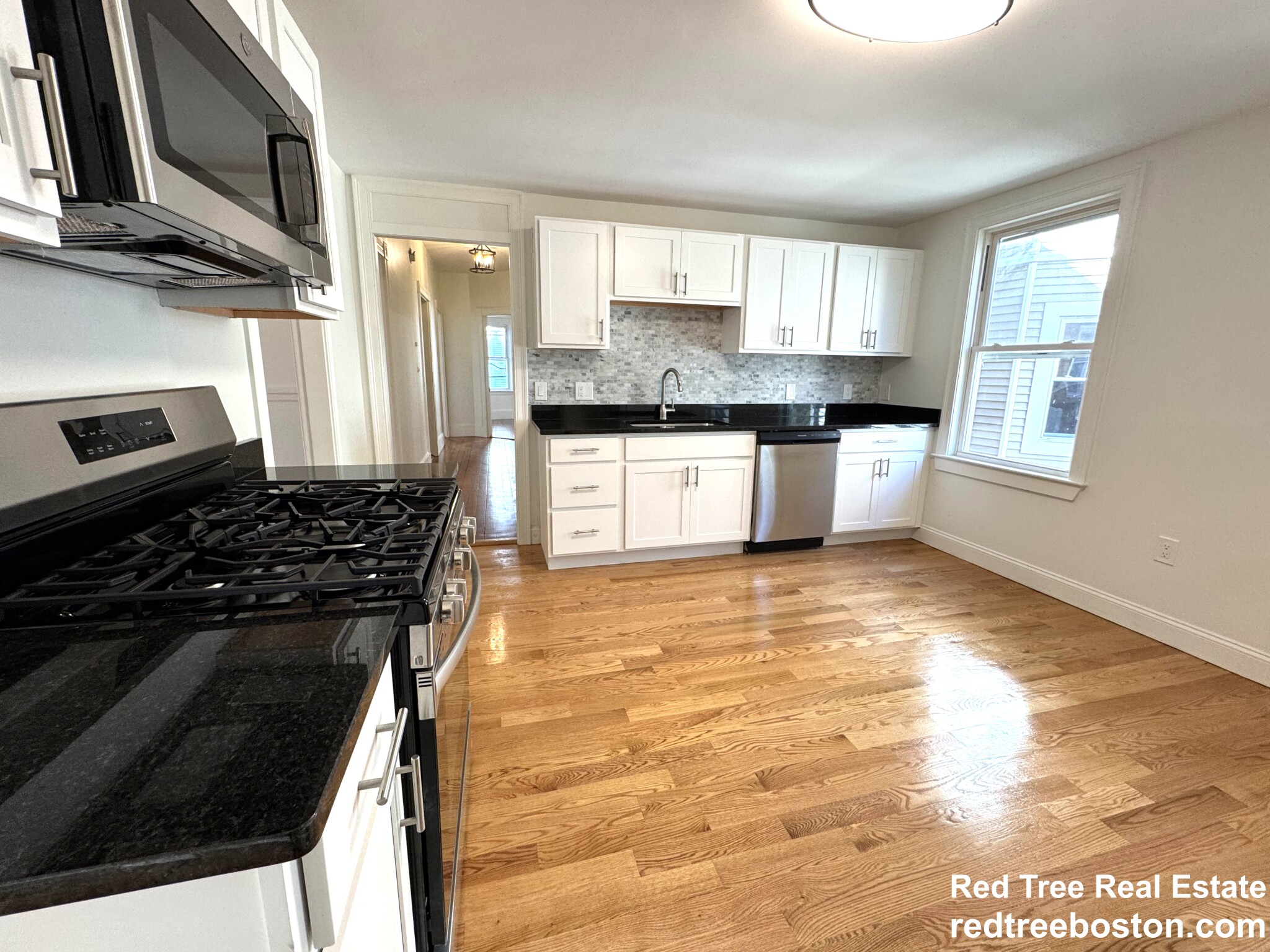 11 East Milton Rd, High Street Hill