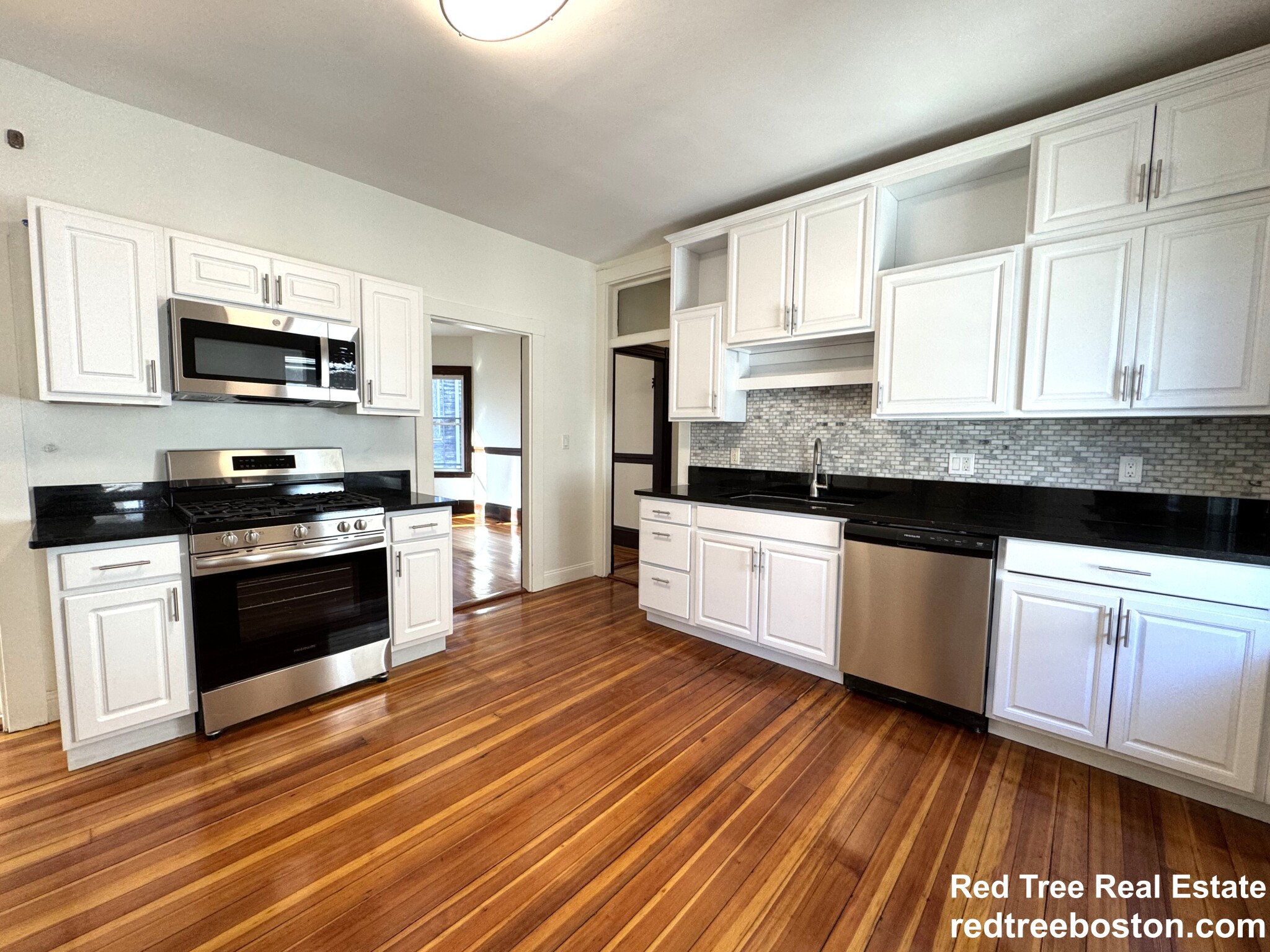 11 East Milton Rd, High Street Hill