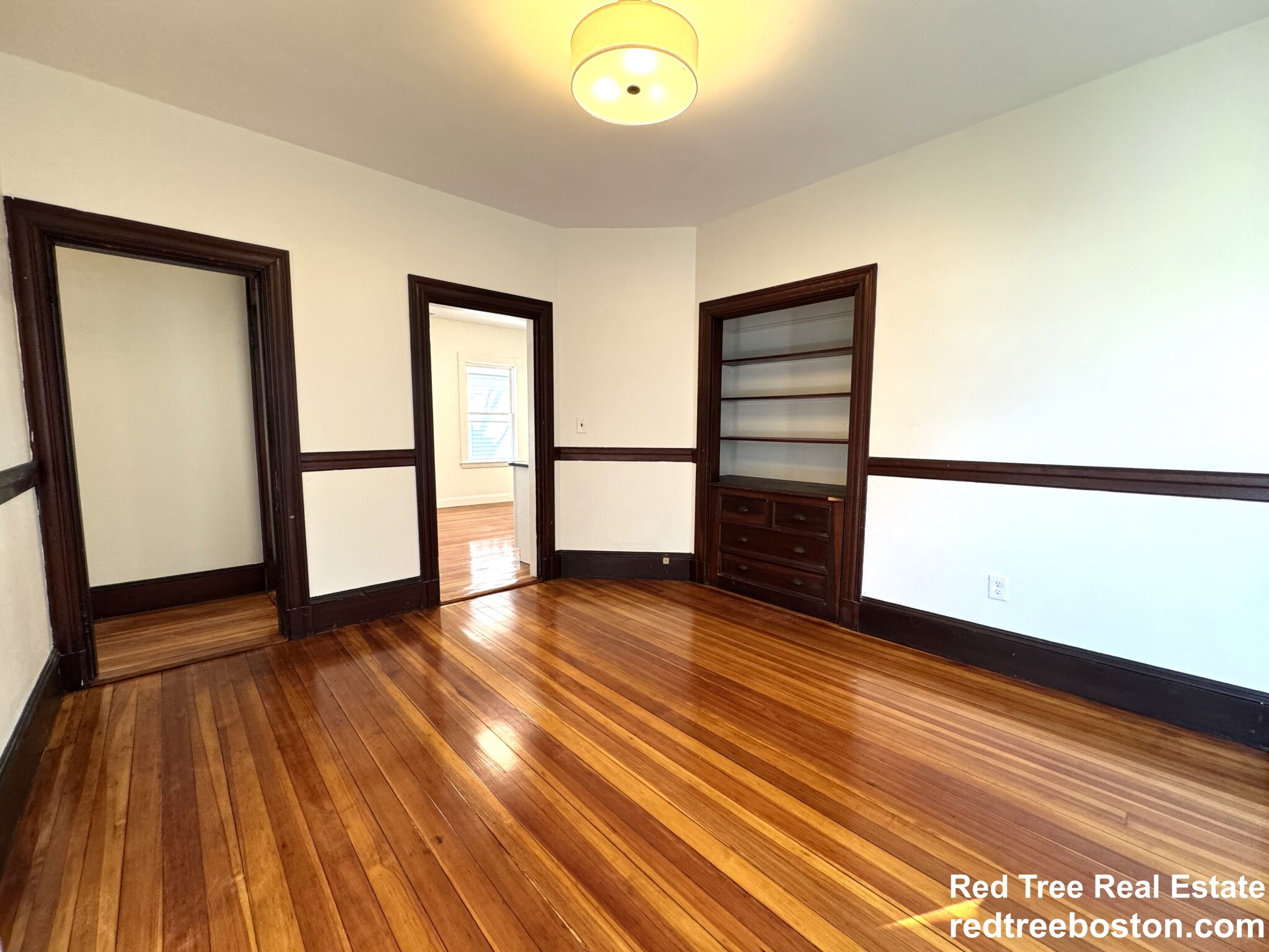 11 East Milton Rd, High Street Hill