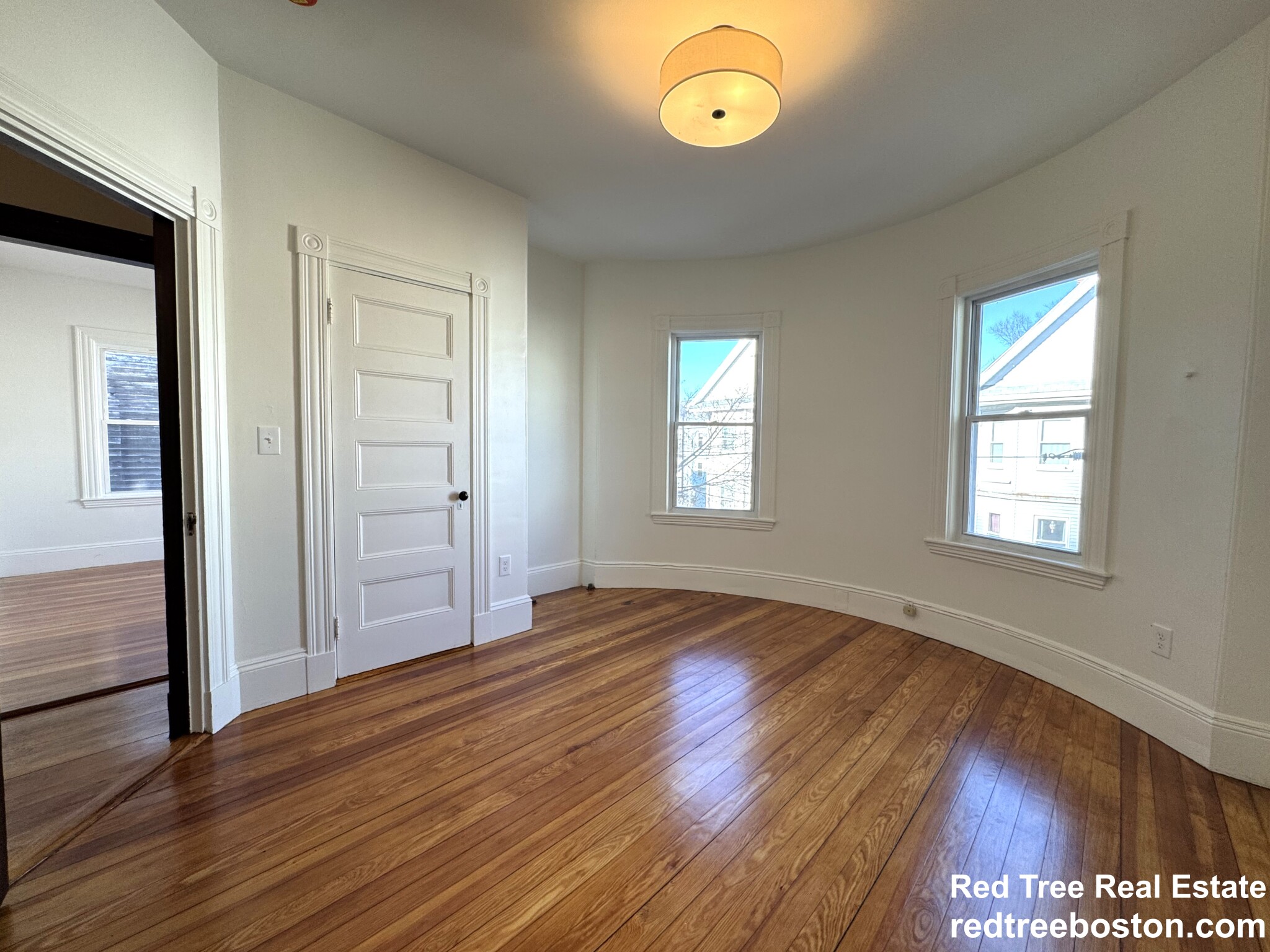 11 East Milton Rd, High Street Hill