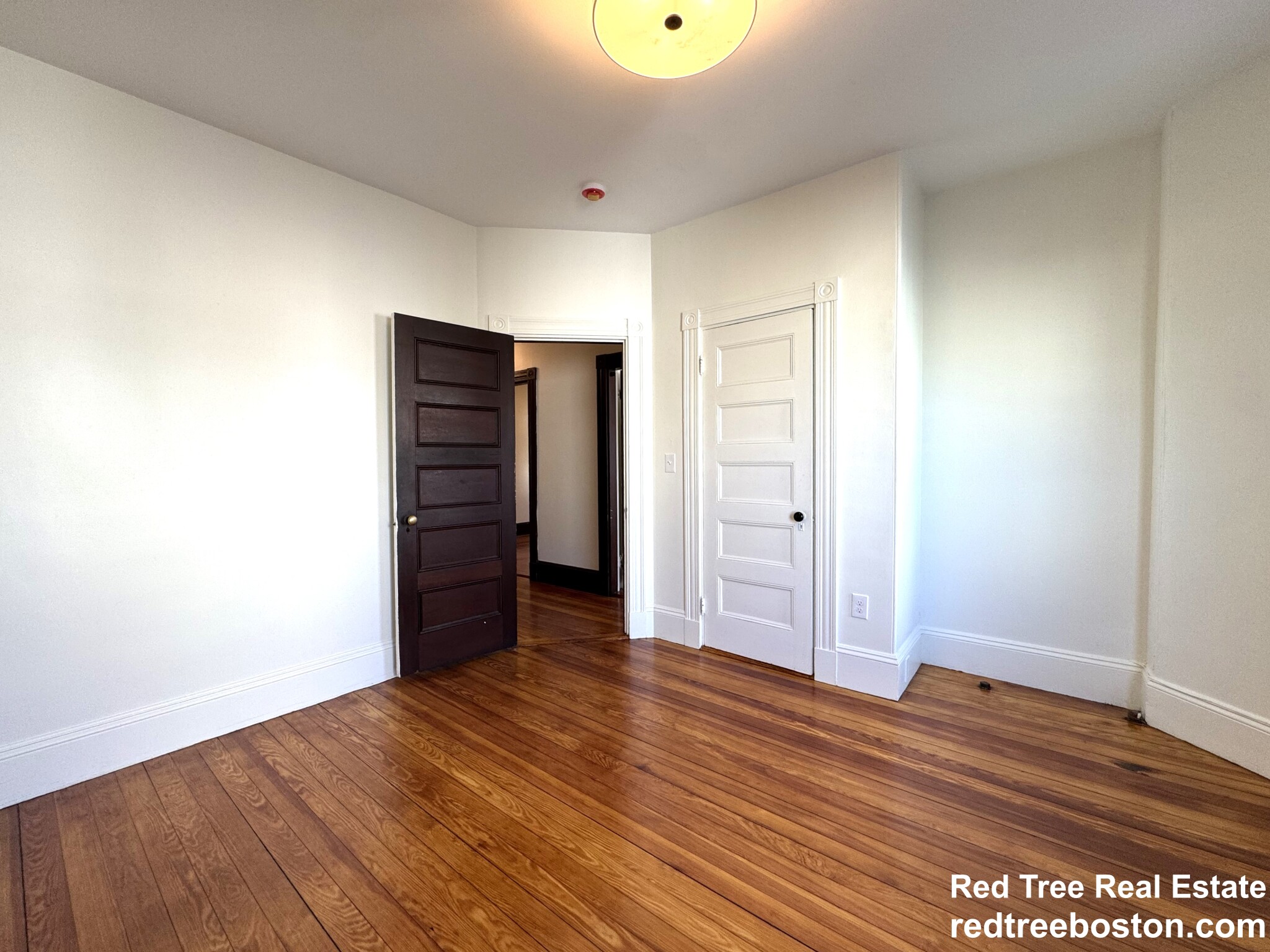 11 East Milton Rd, High Street Hill