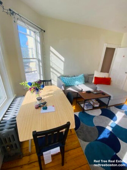 53 Hillside St, Mission Hill