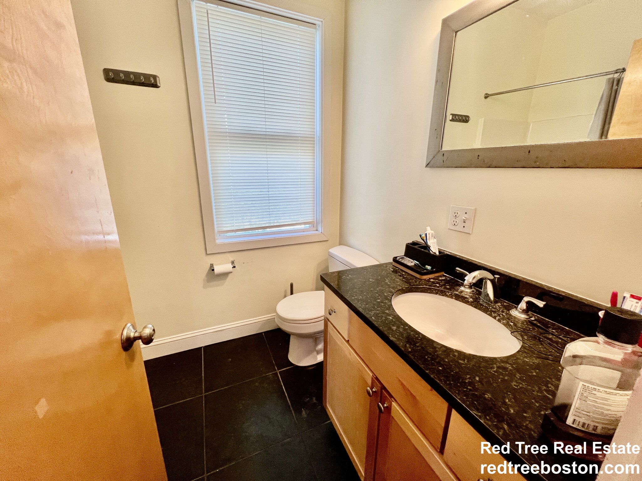 24 Ashford St, Allston