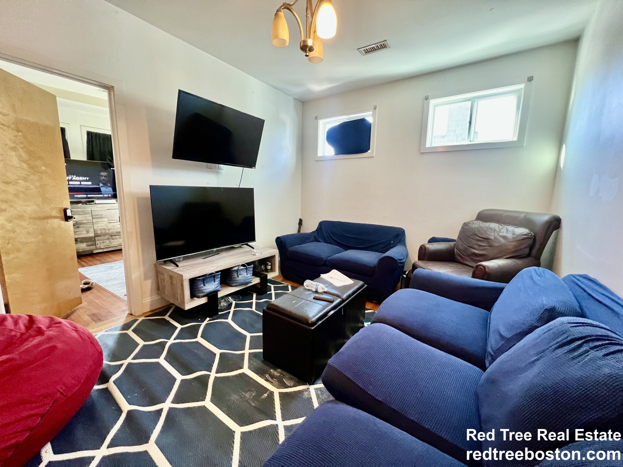 24 Ashford St, Allston