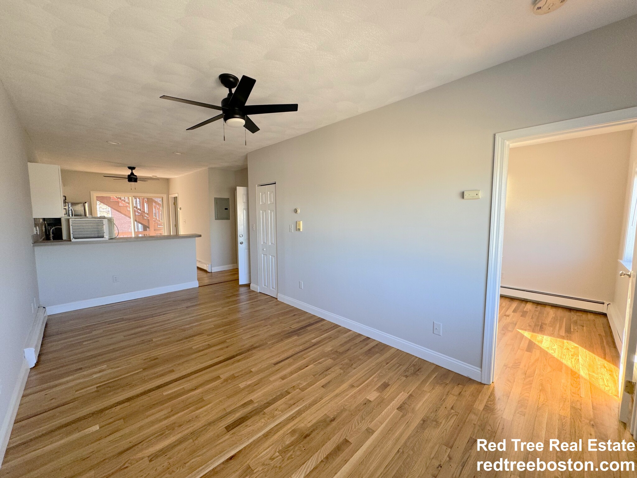 345 Border St, East Boston