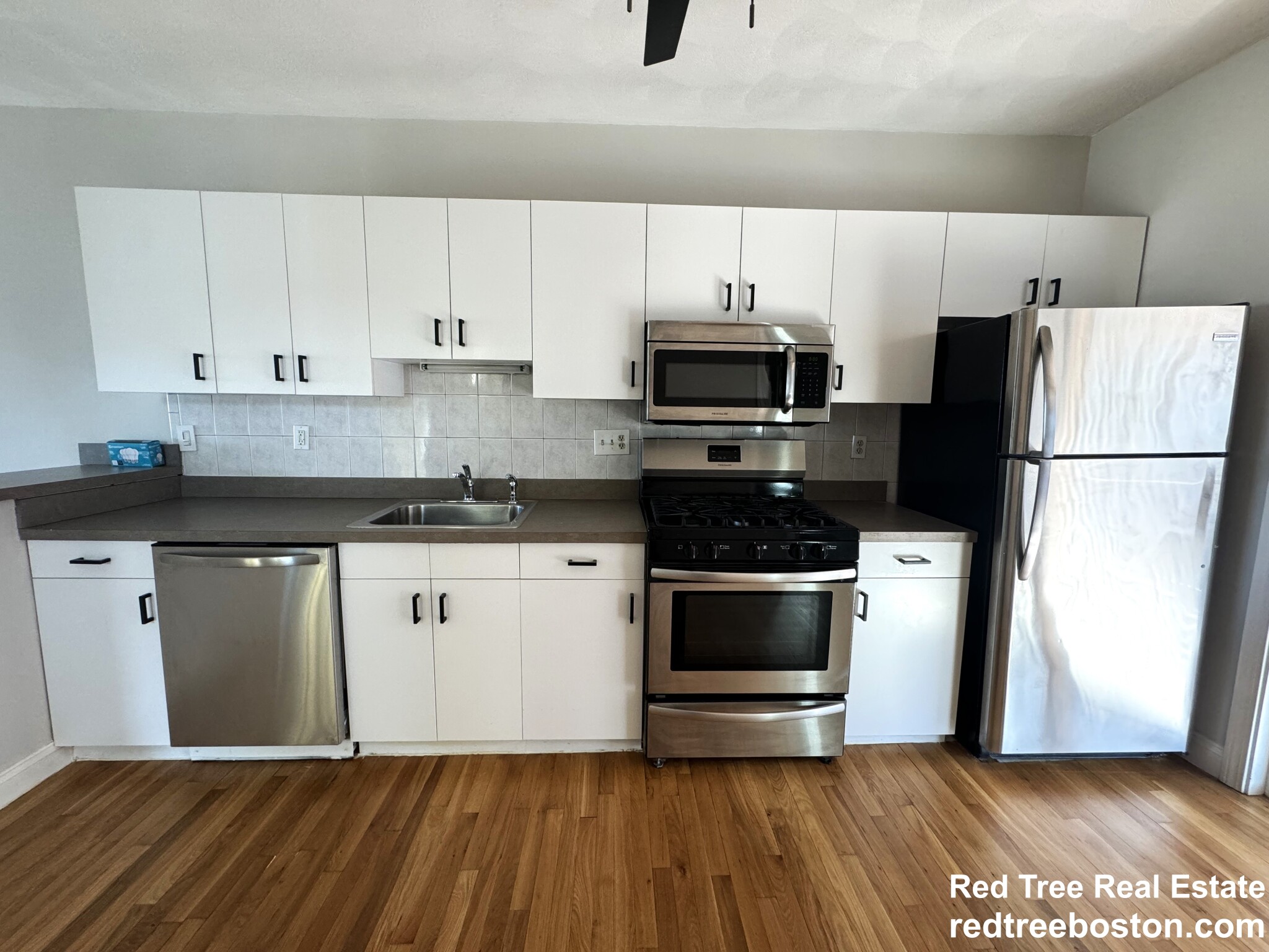 345 Border St, East Boston