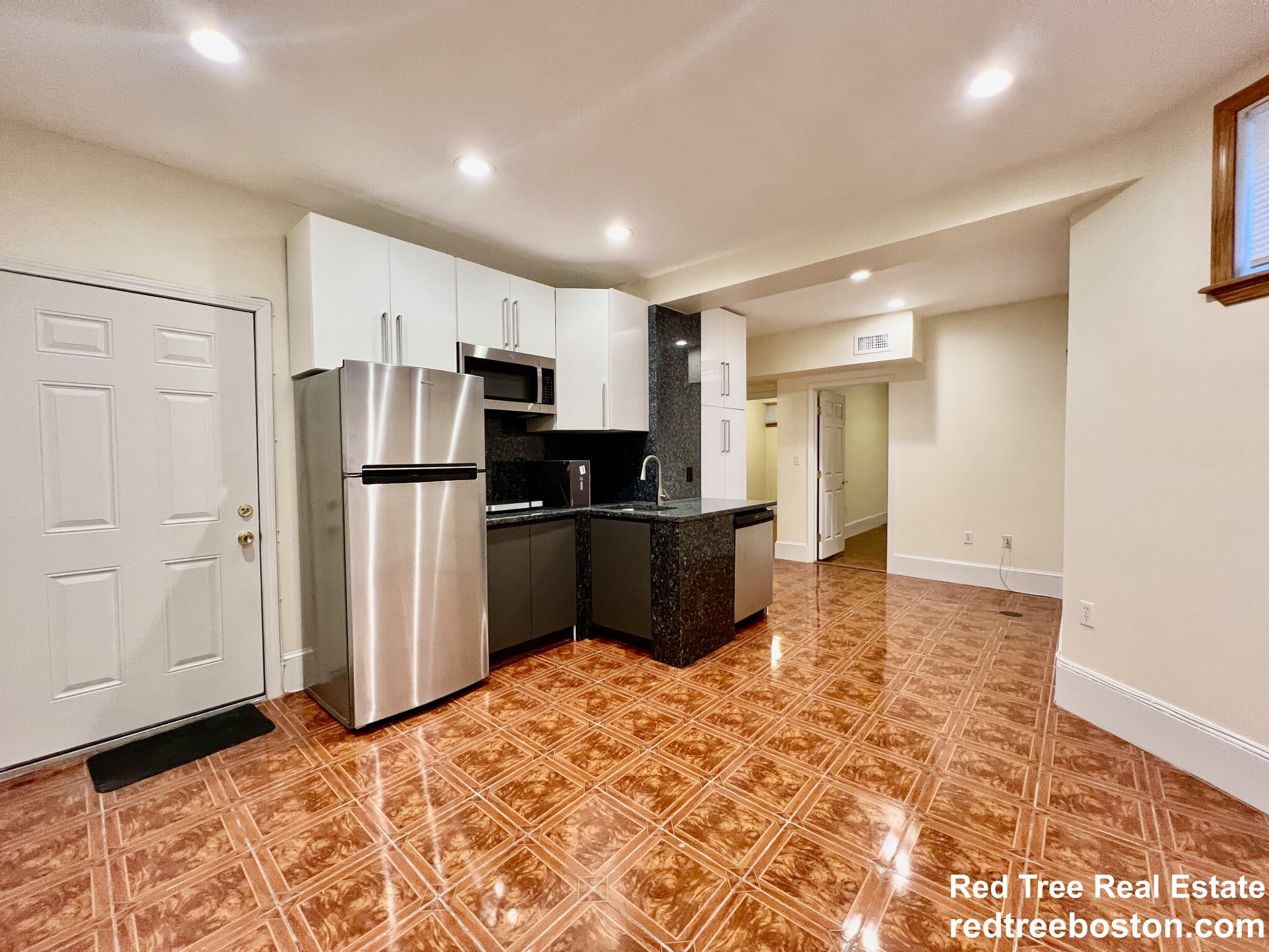 69 Babcock St, North Brookline