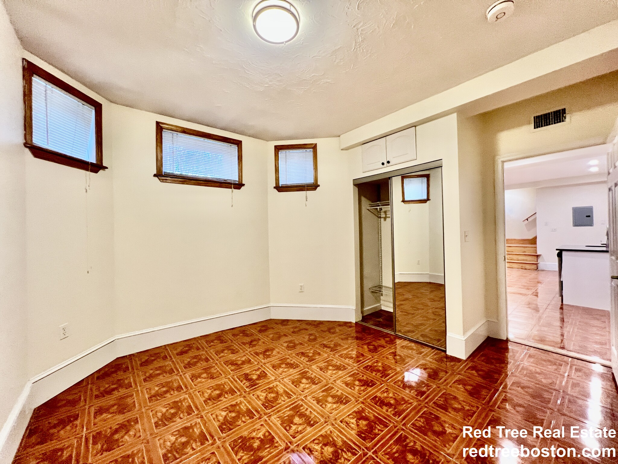 69 Babcock St, North Brookline