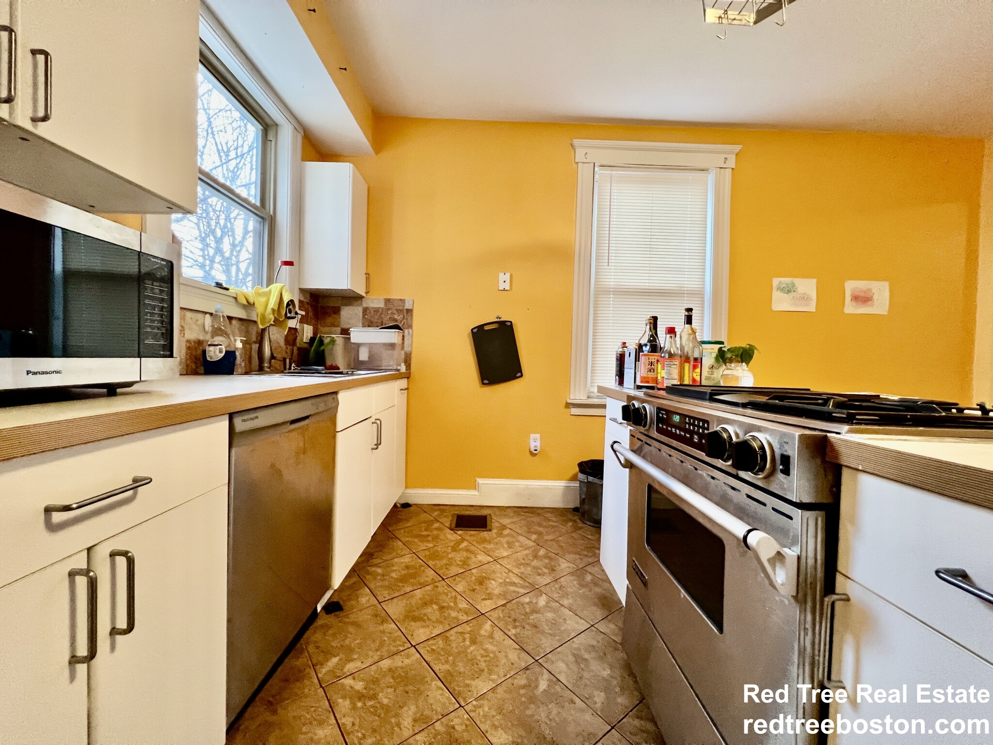 13 Centre St, Roxbury