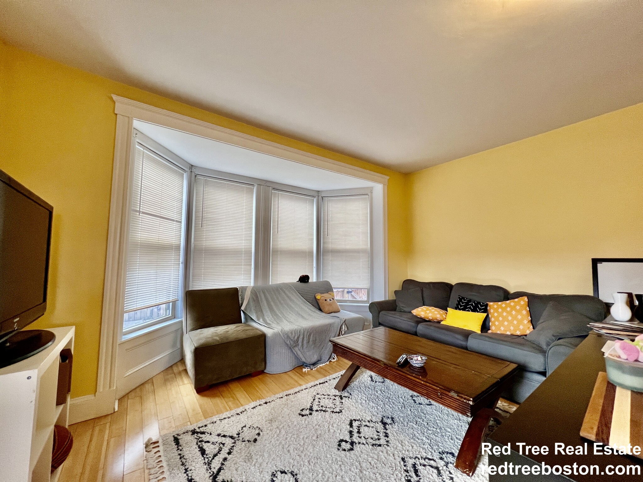 13 Centre St, Roxbury