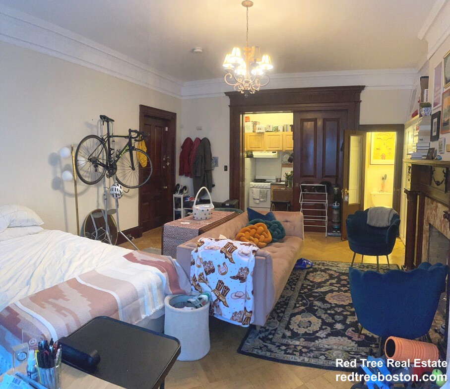 469 Beacon St, Back Bay