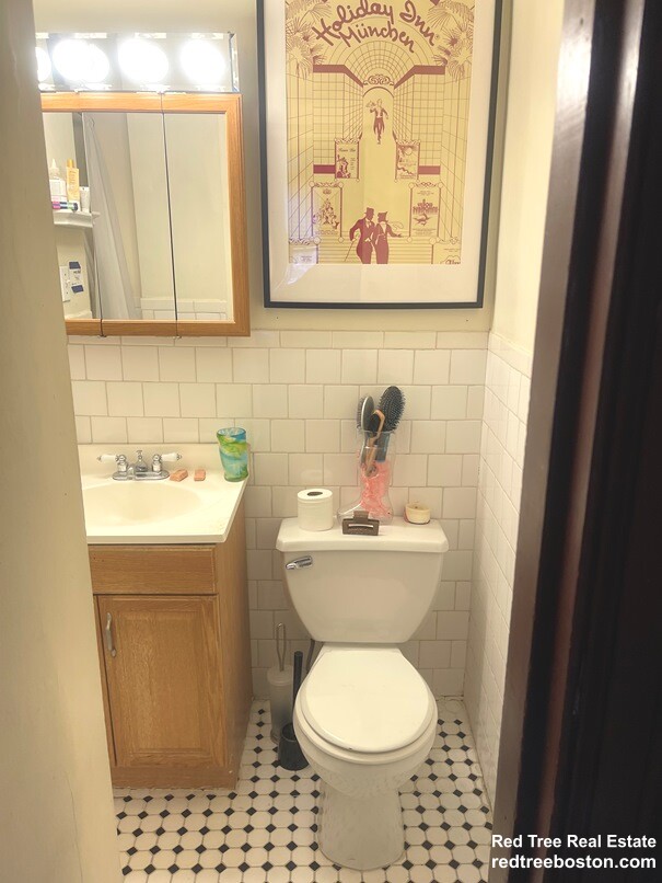 469 Beacon St, Back Bay