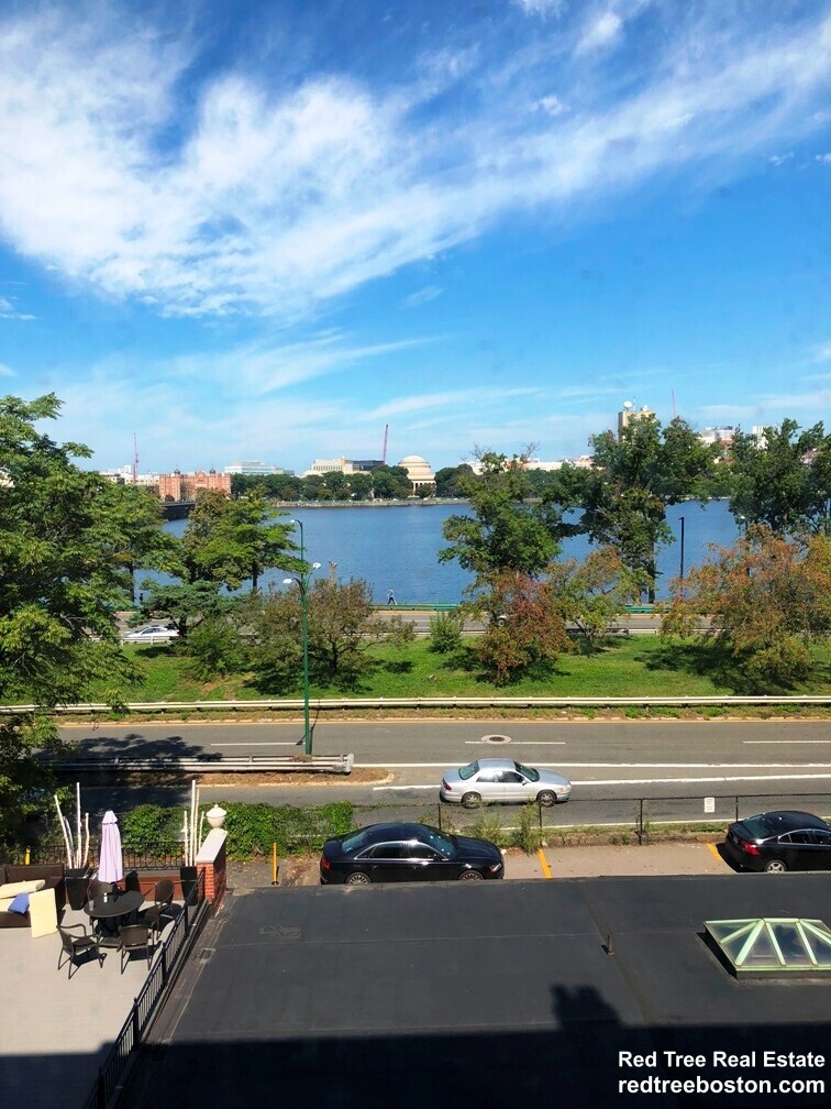 470 Beacon St, Back Bay