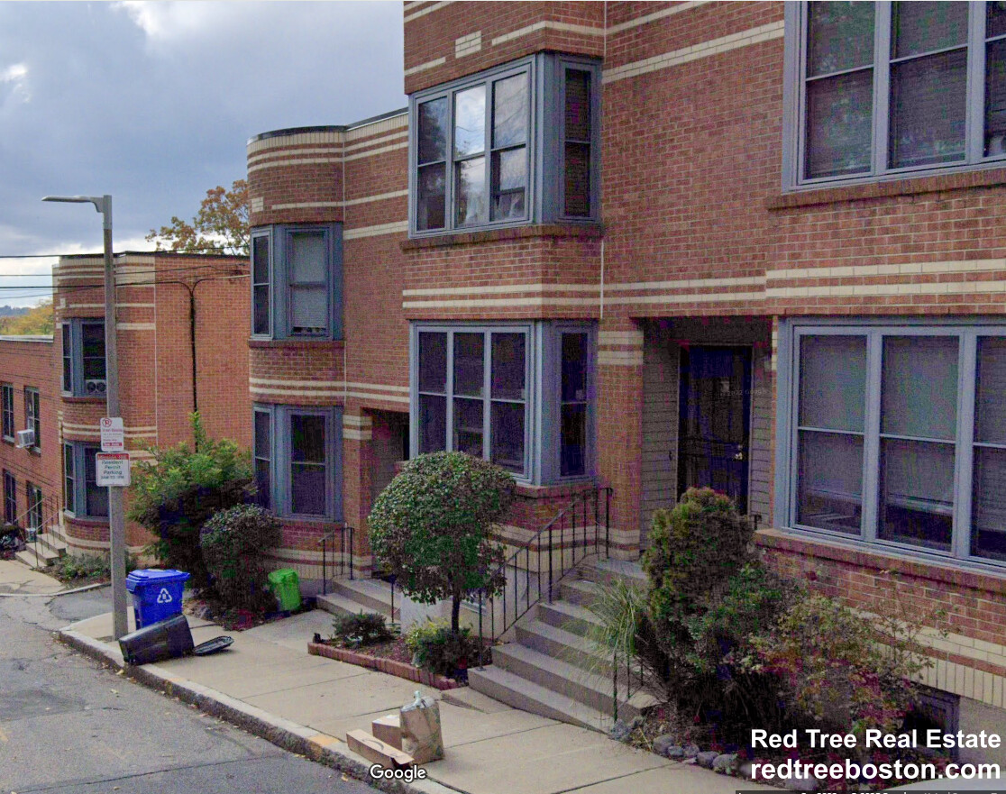 22 Hayden St, Mission Hill