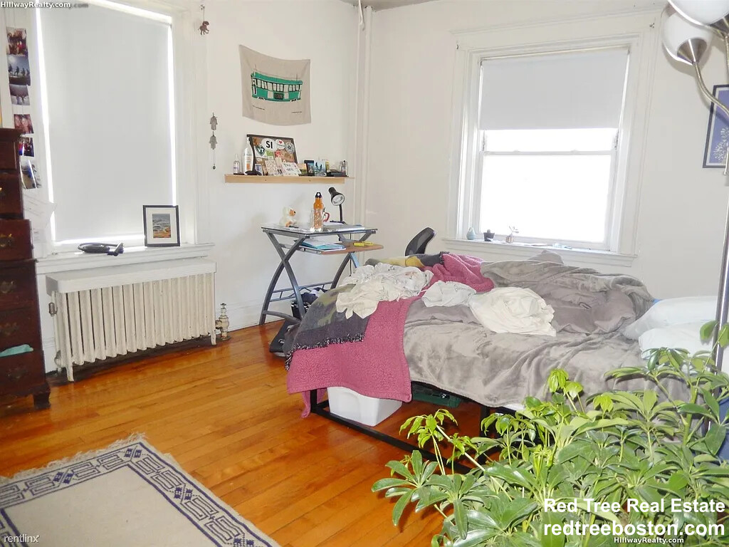 230 South St, Jamaica Plain