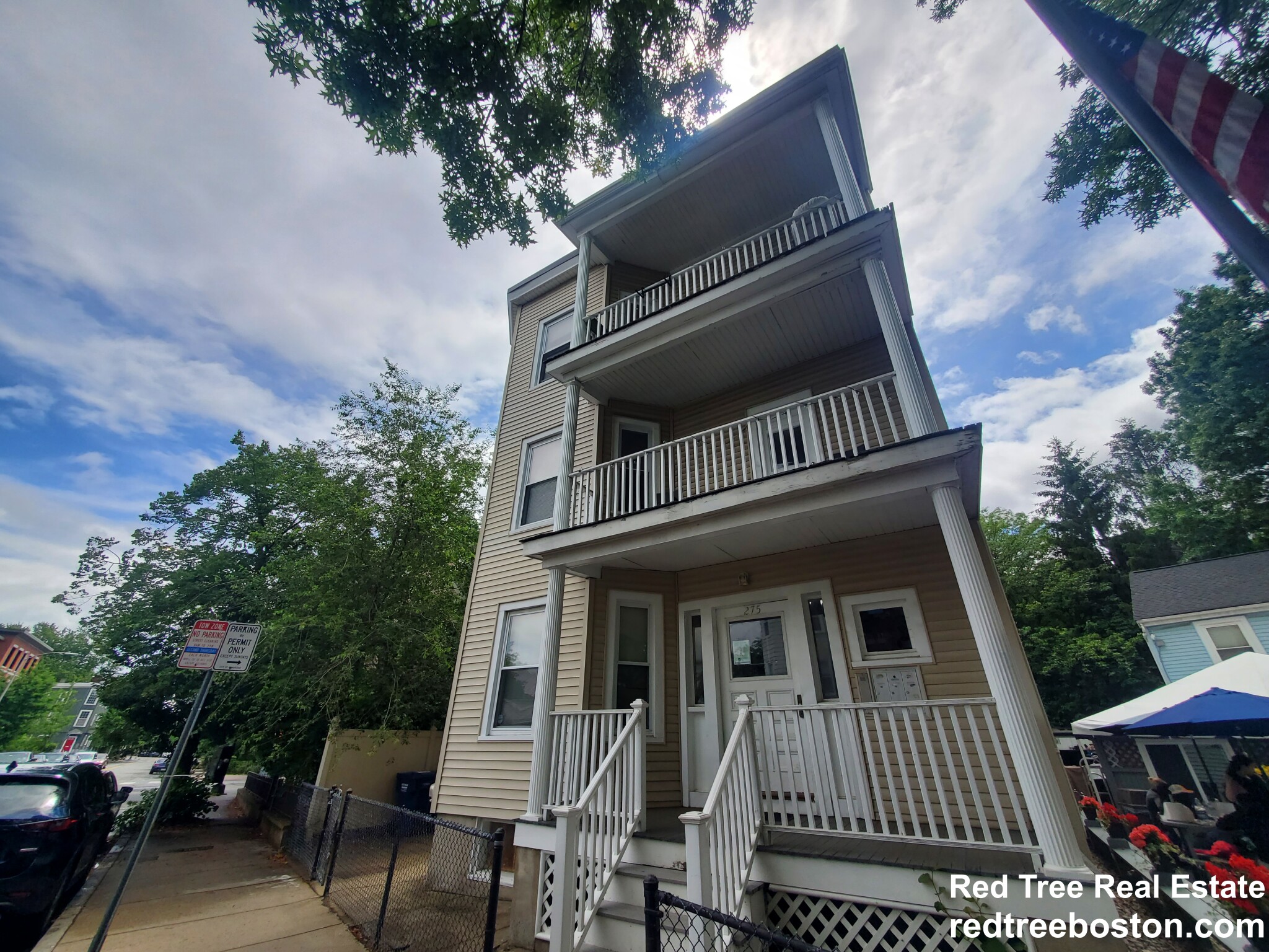 275 Putnam Ave, Riverside