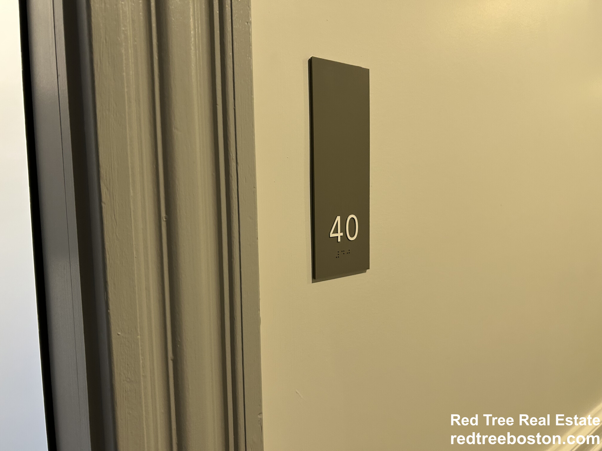 11 Queensberry St, Fenway