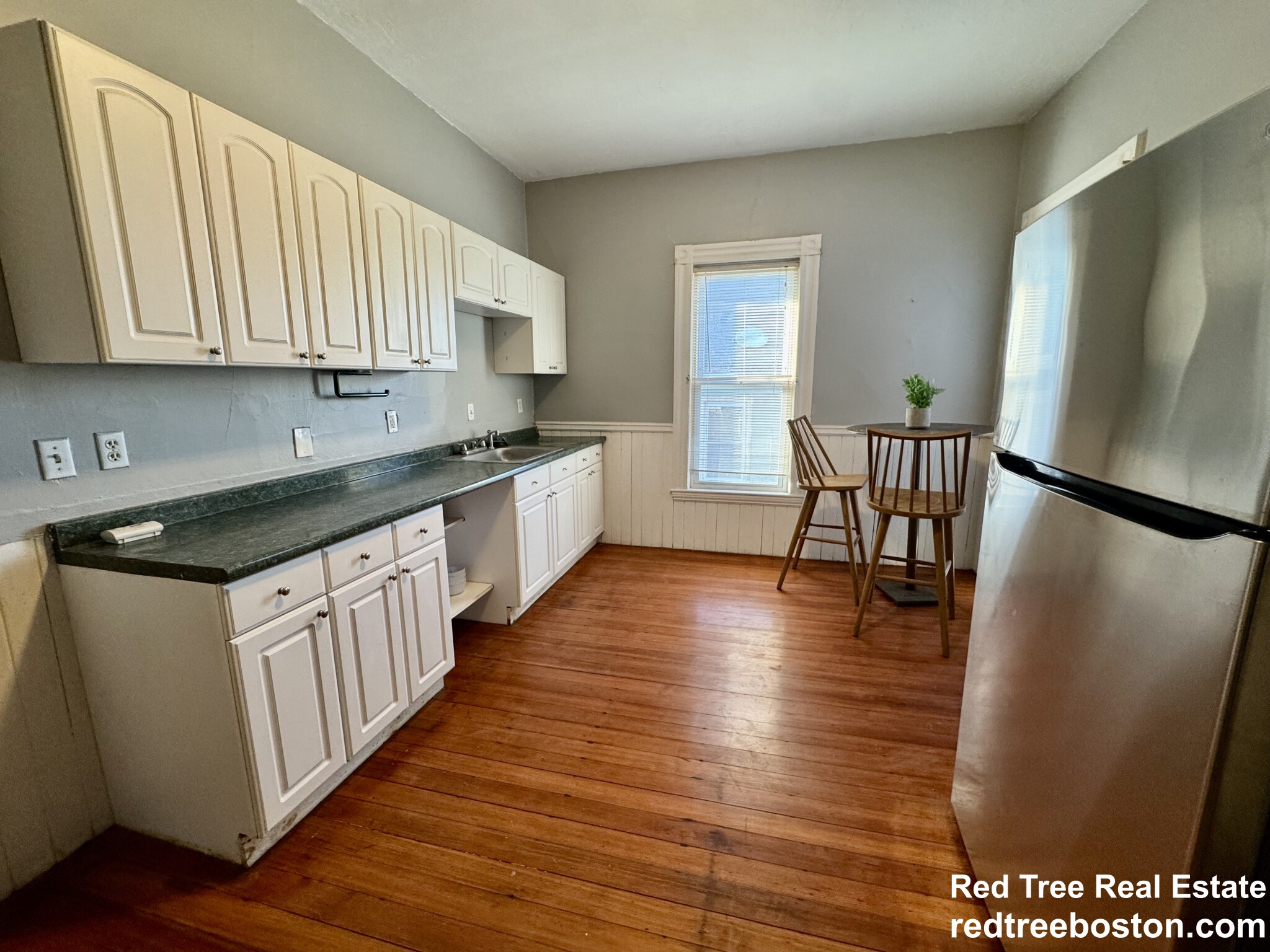 1 Cobden St, Roxbury