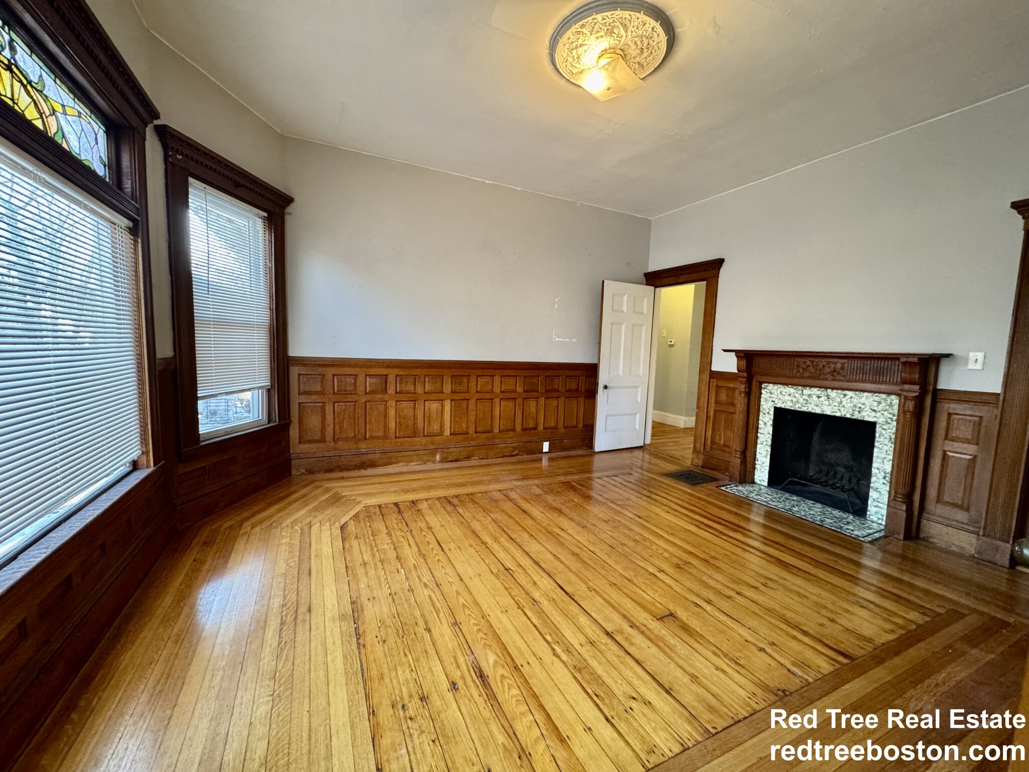 1 Cobden St, Roxbury