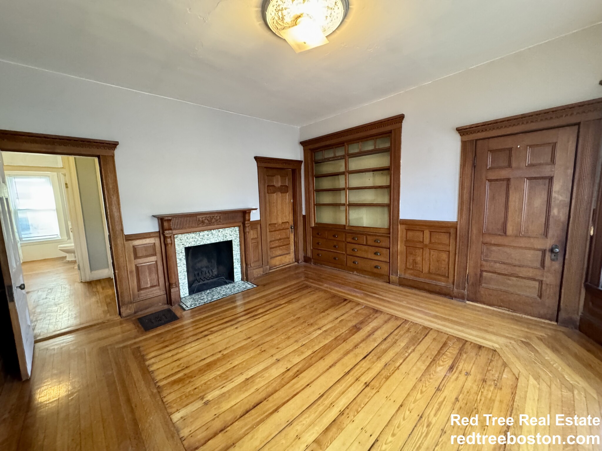 1 Cobden St, Roxbury