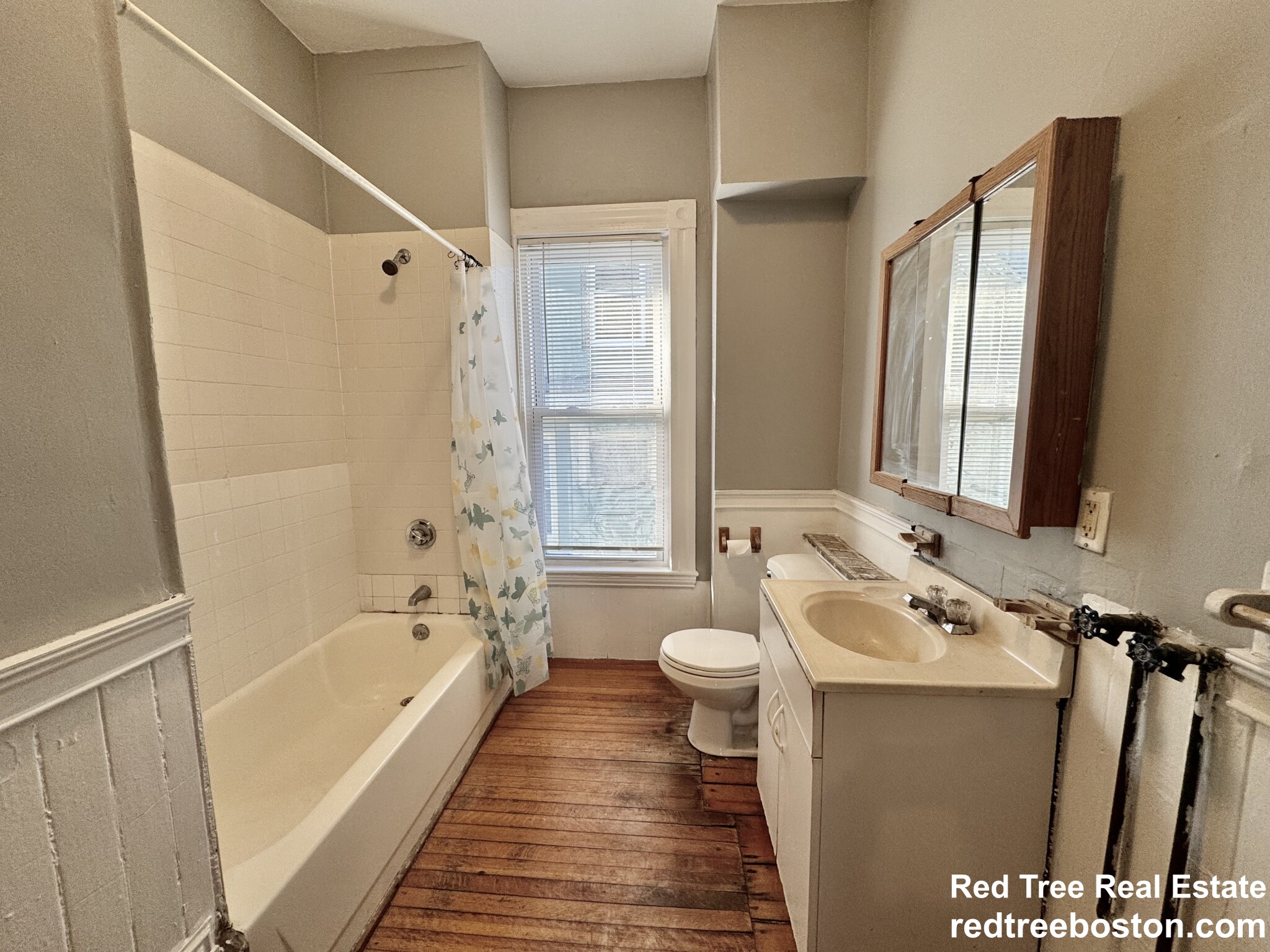 1 Cobden St, Roxbury