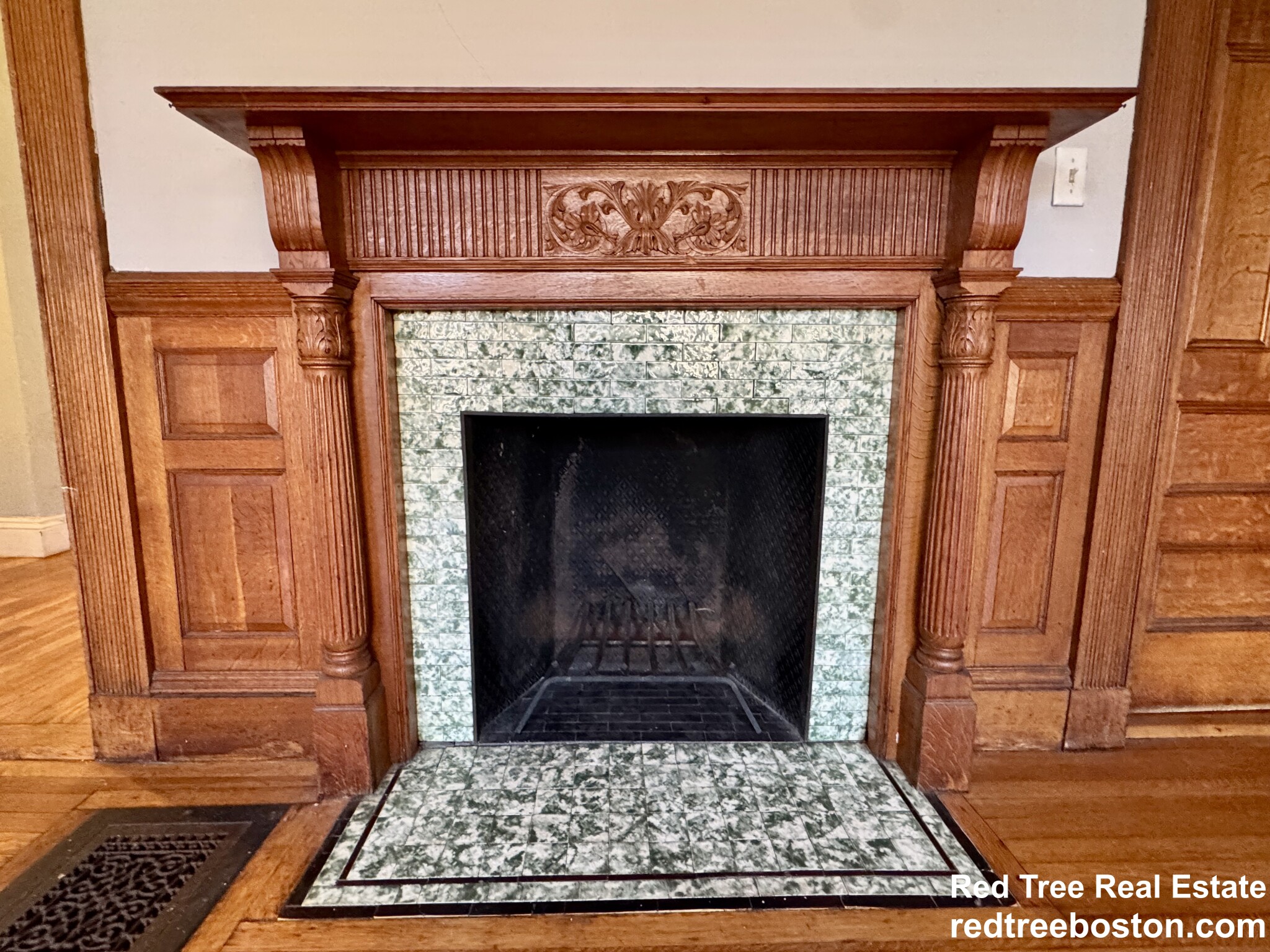 1 Cobden St, Roxbury