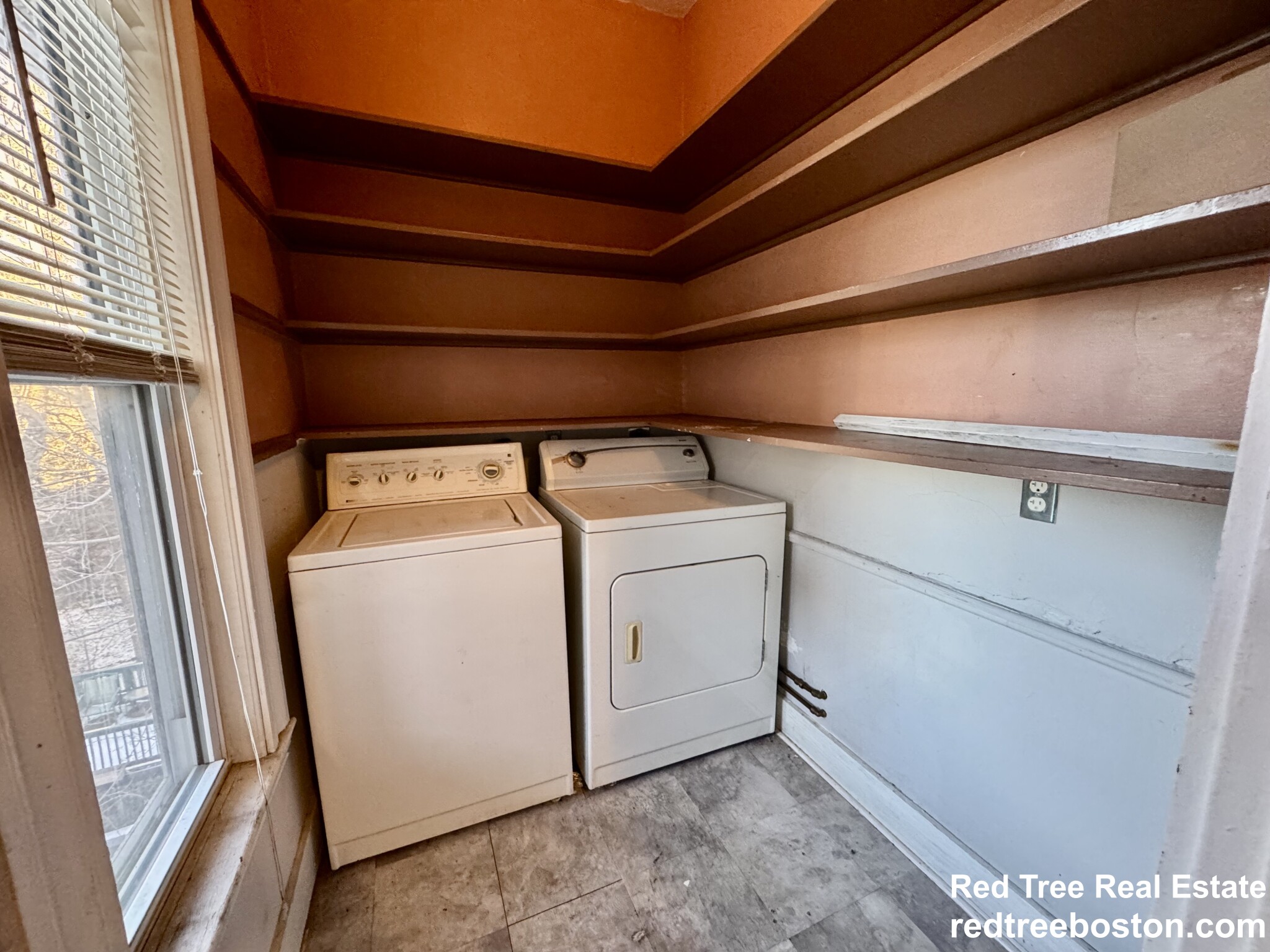 1 Cobden St, Roxbury