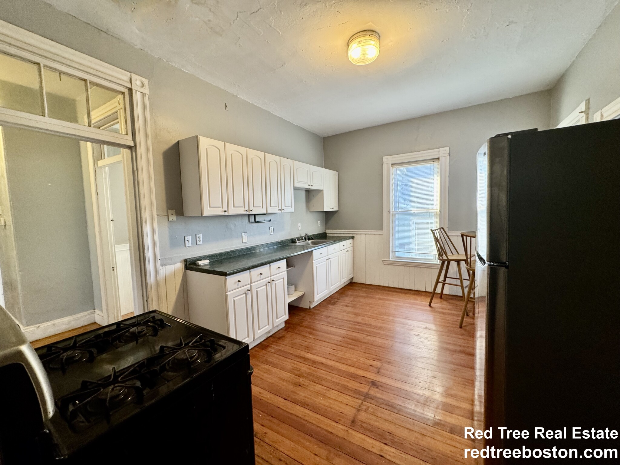 1 Cobden St, Roxbury