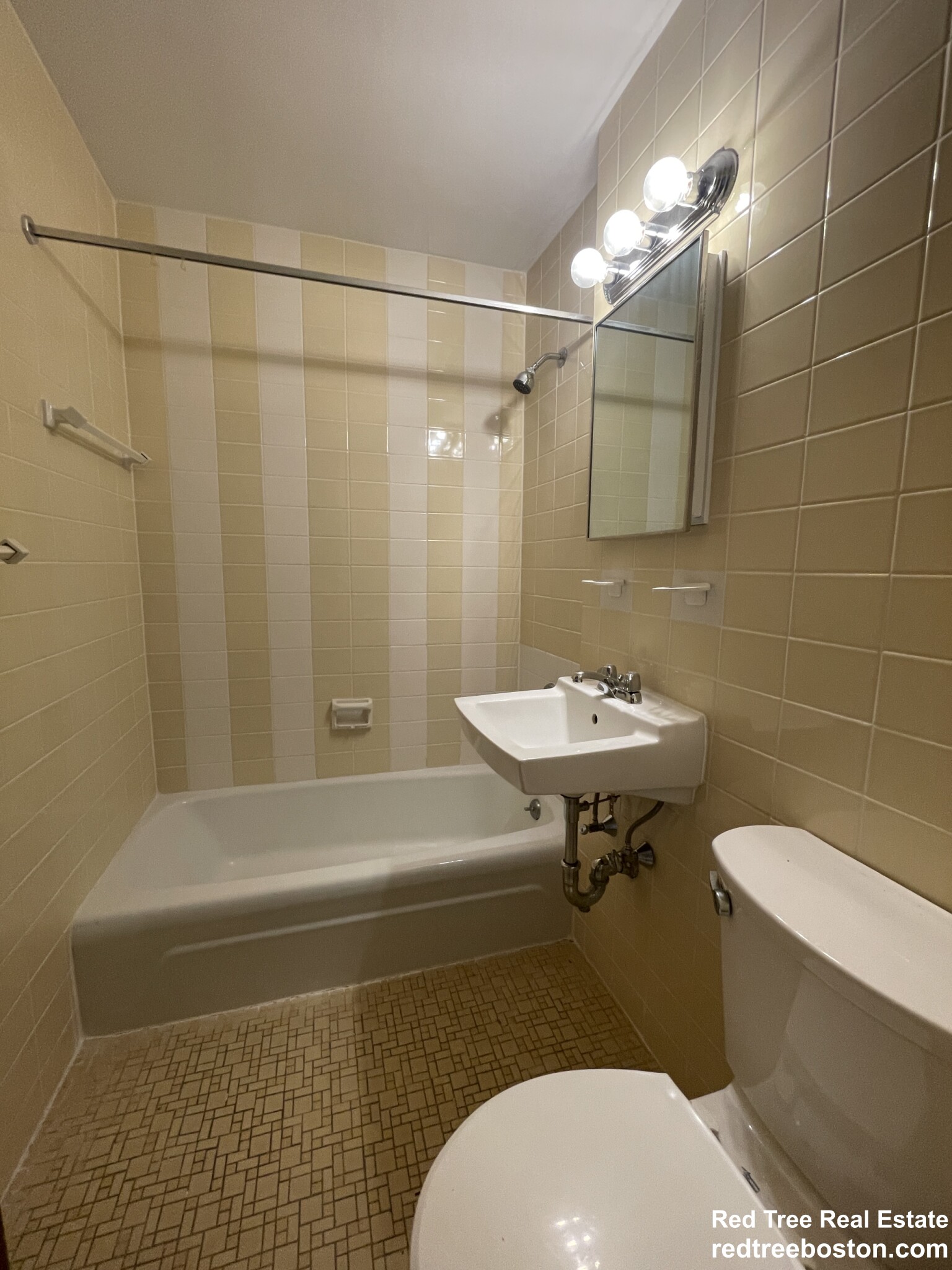 64 Brighton Ave, Allston