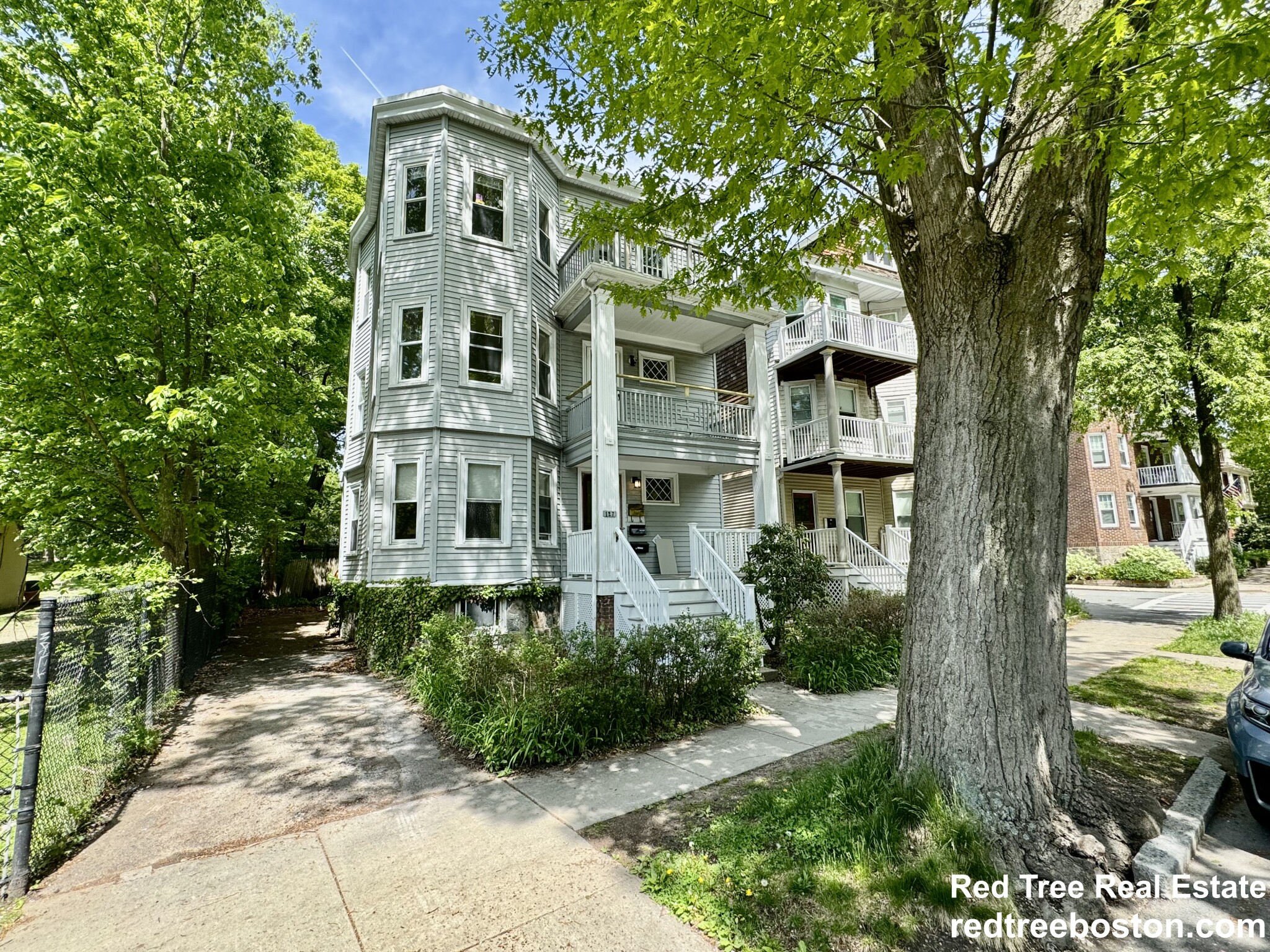 127 Eliot St, Chestnut Hill