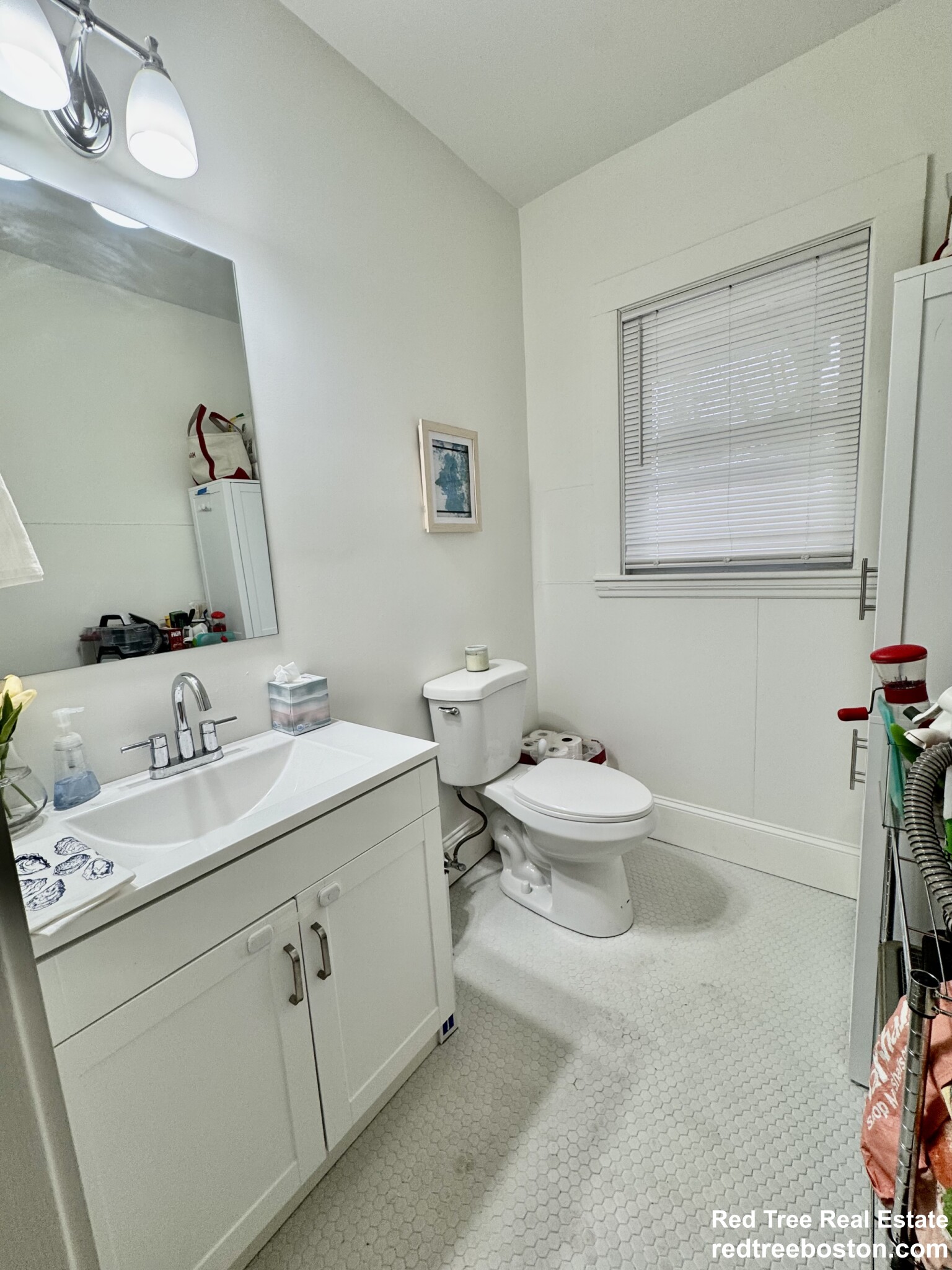 127 Eliot St, Chestnut Hill