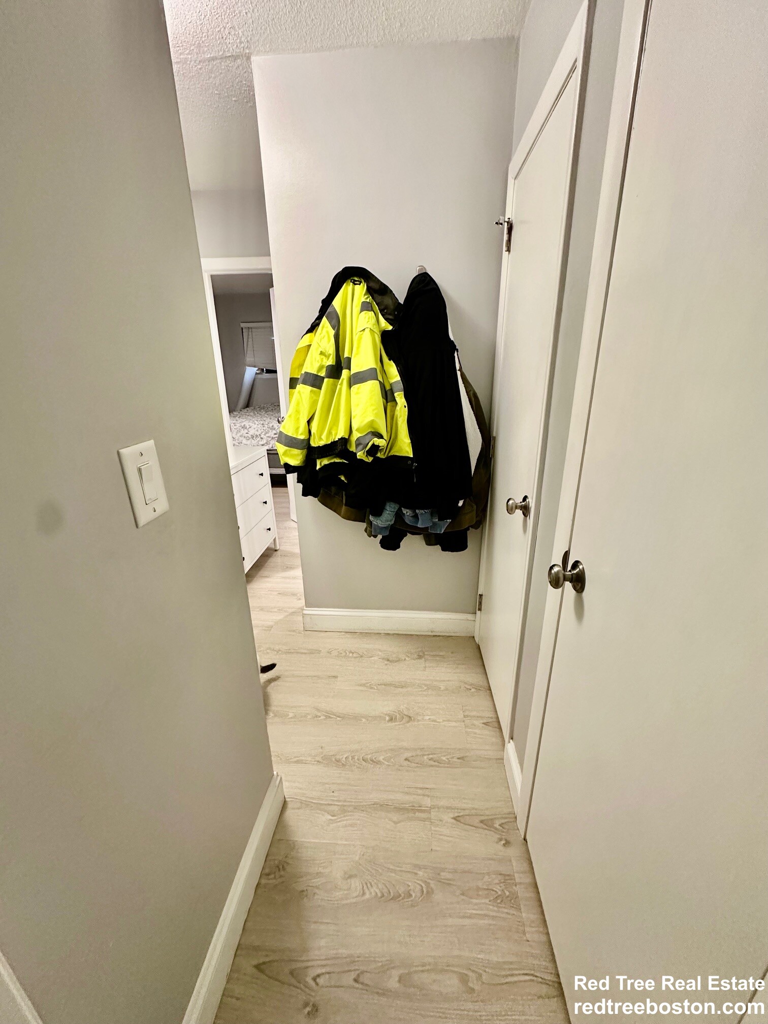 15 Westgate Rd, Chestnut Hill