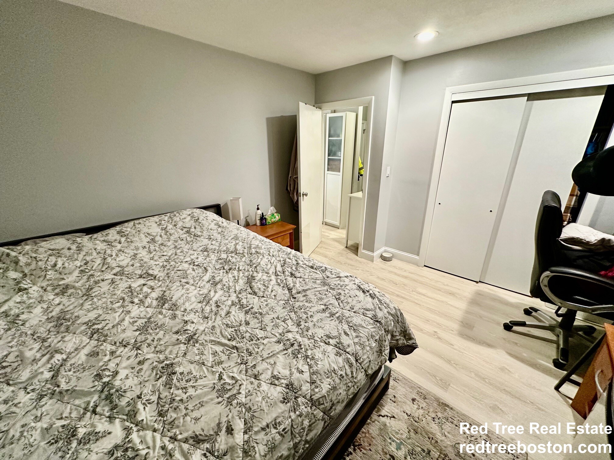 15 Westgate Rd, Chestnut Hill