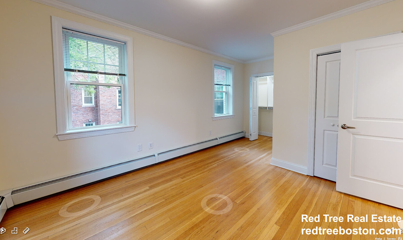 37 Auburn St, Coolidge Corner