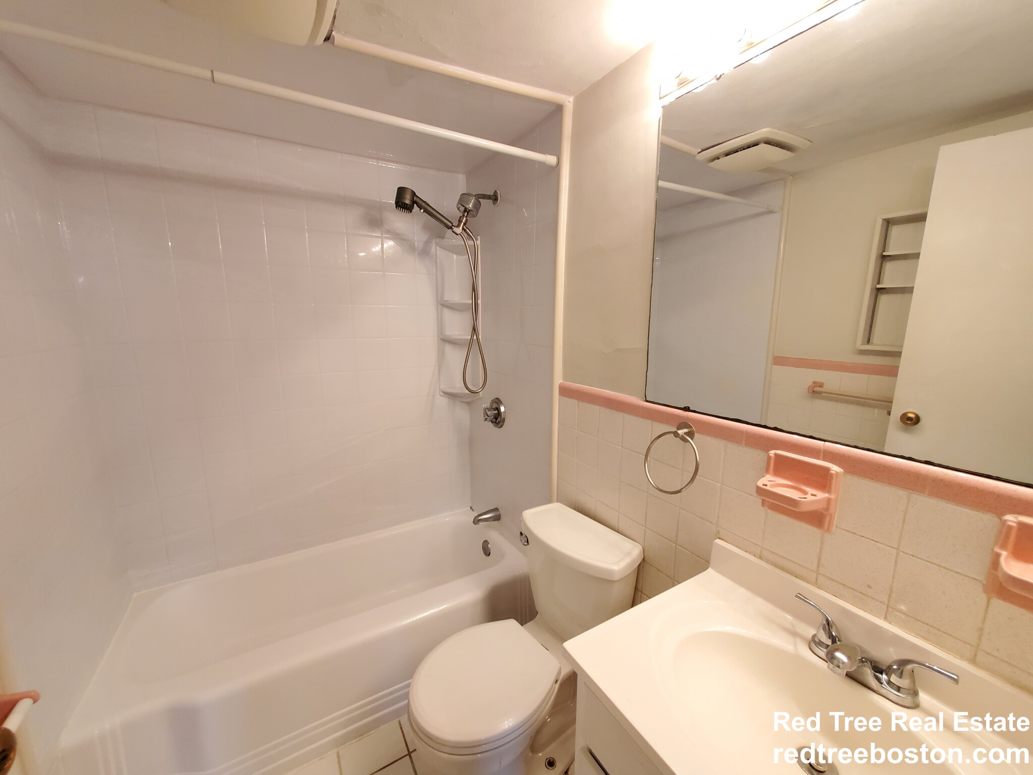 9 Commonwealth Ct, Brighton