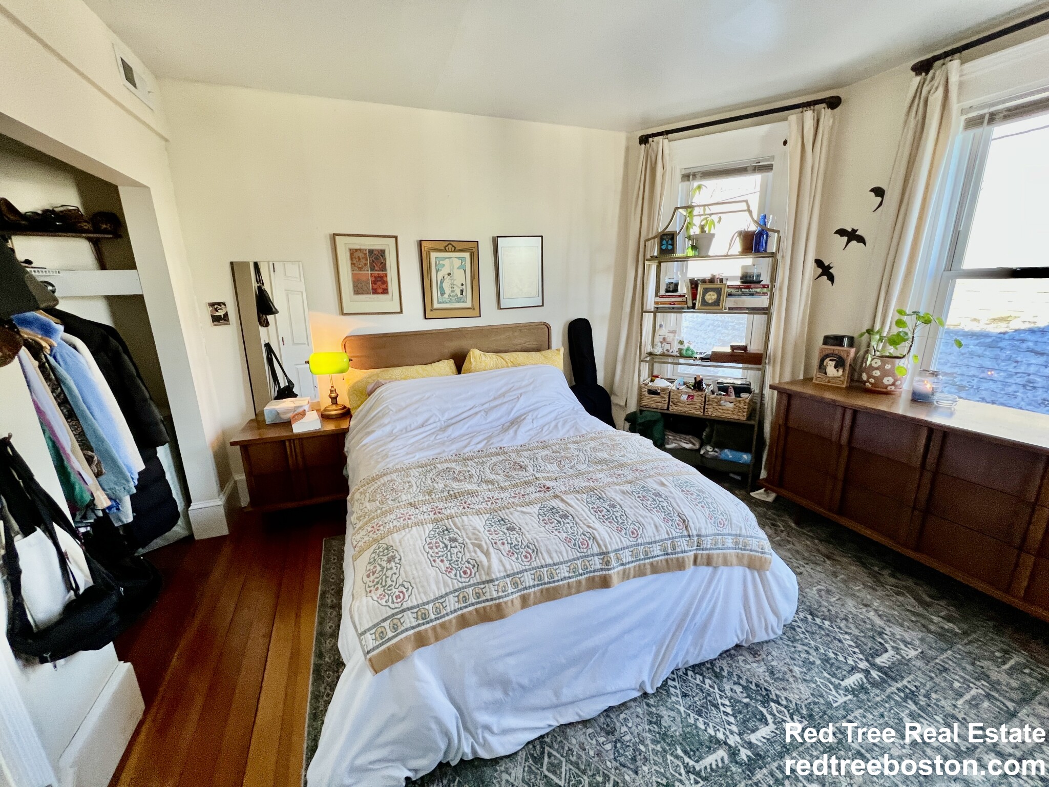 36 Brackett St, Oak Square