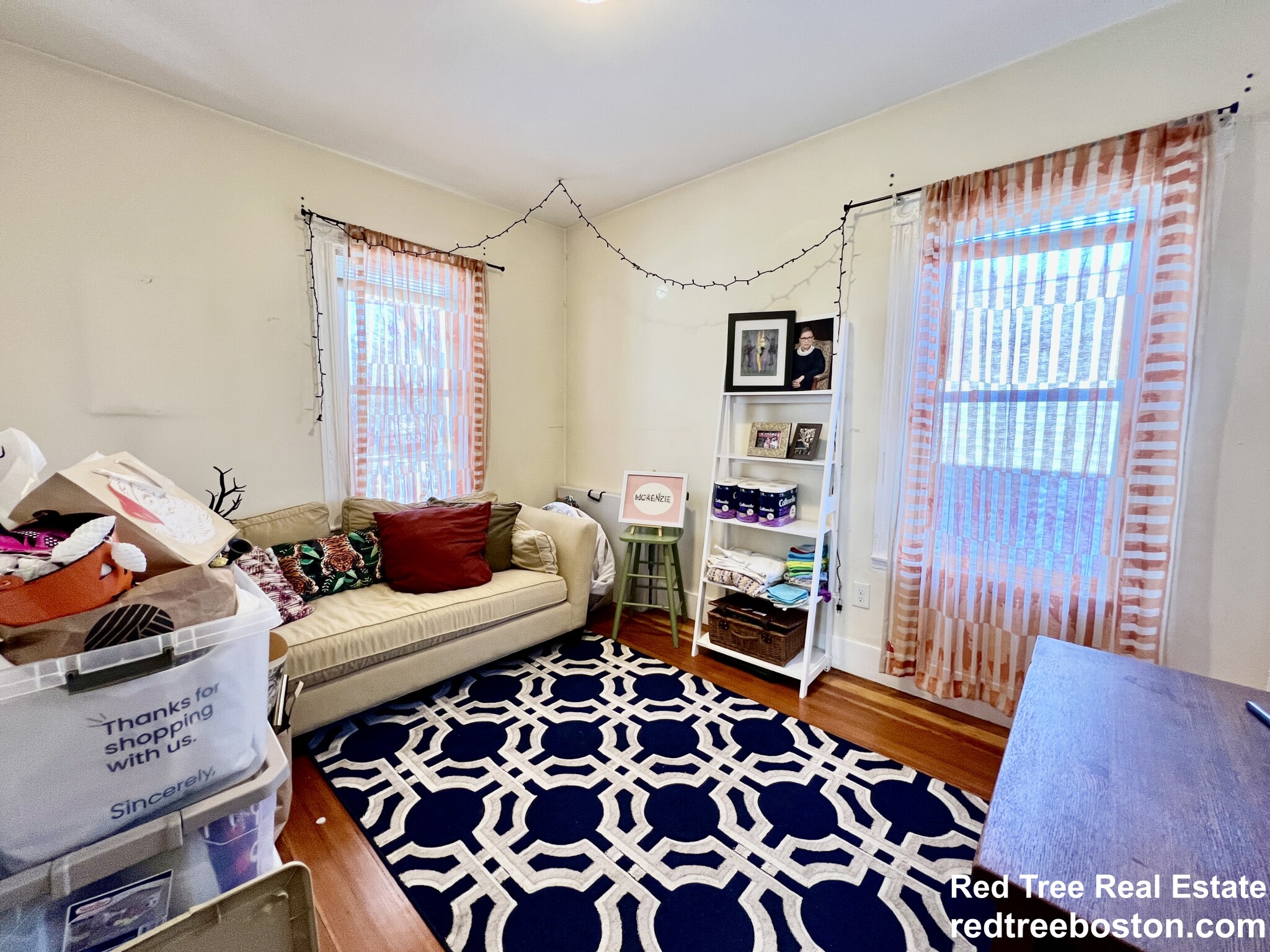 36 Brackett St, Oak Square