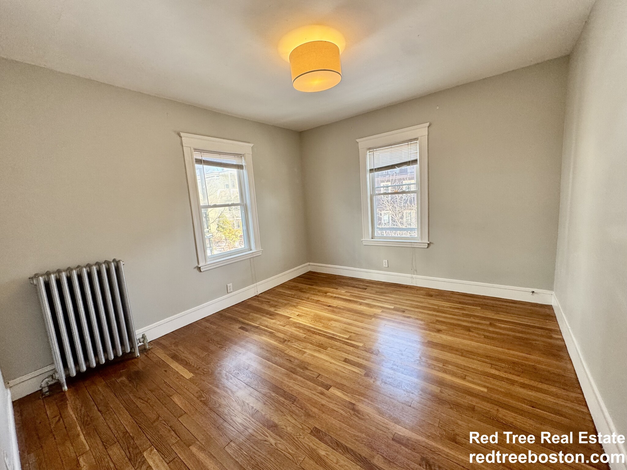 12 Saint Peter St, Jamaica Plain