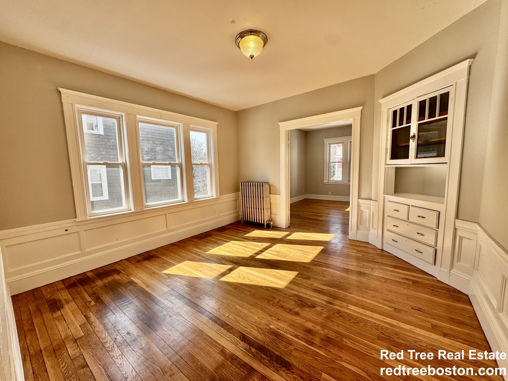 12 Saint Peter St, Jamaica Plain