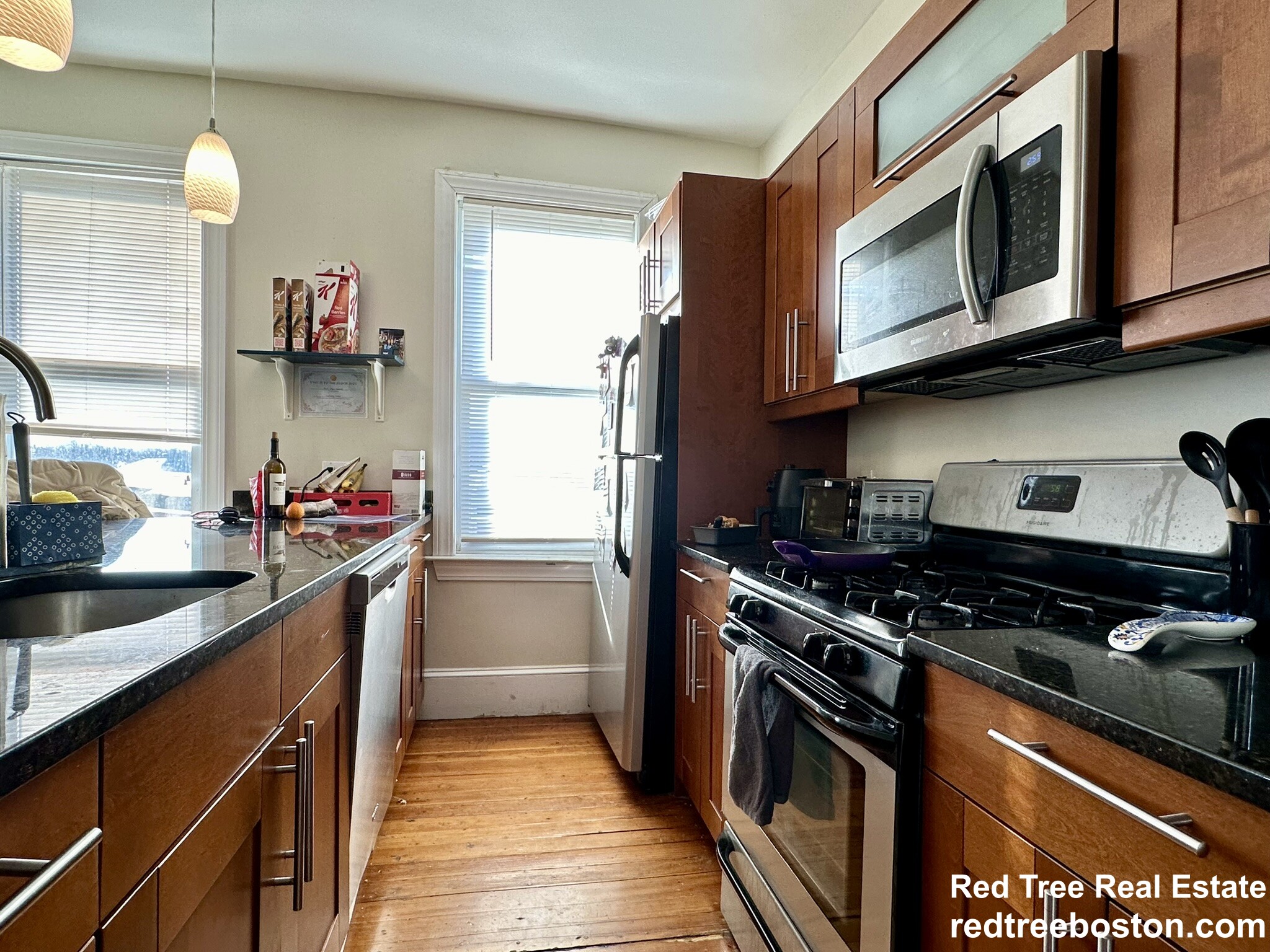 12 Wensley, Mission Hill