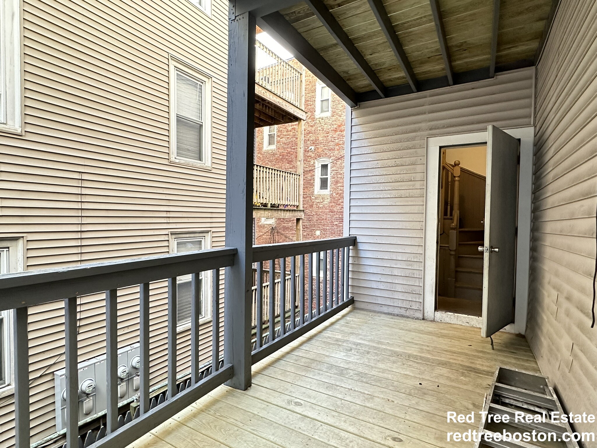 12 Wensley, Mission Hill