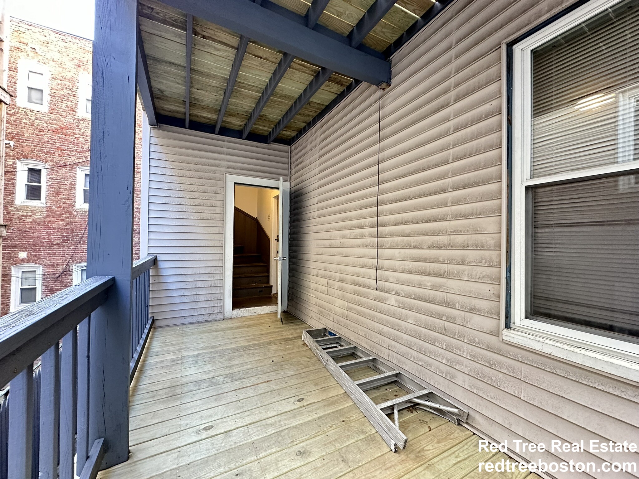 12 Wensley, Mission Hill