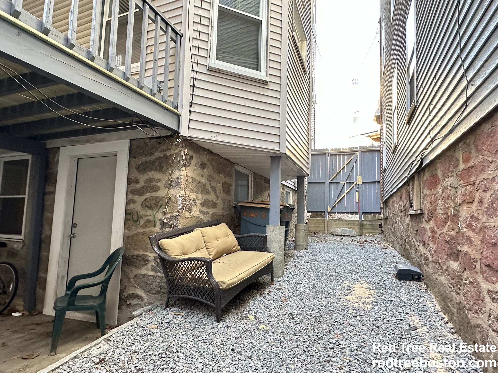 12 Wensley, Mission Hill