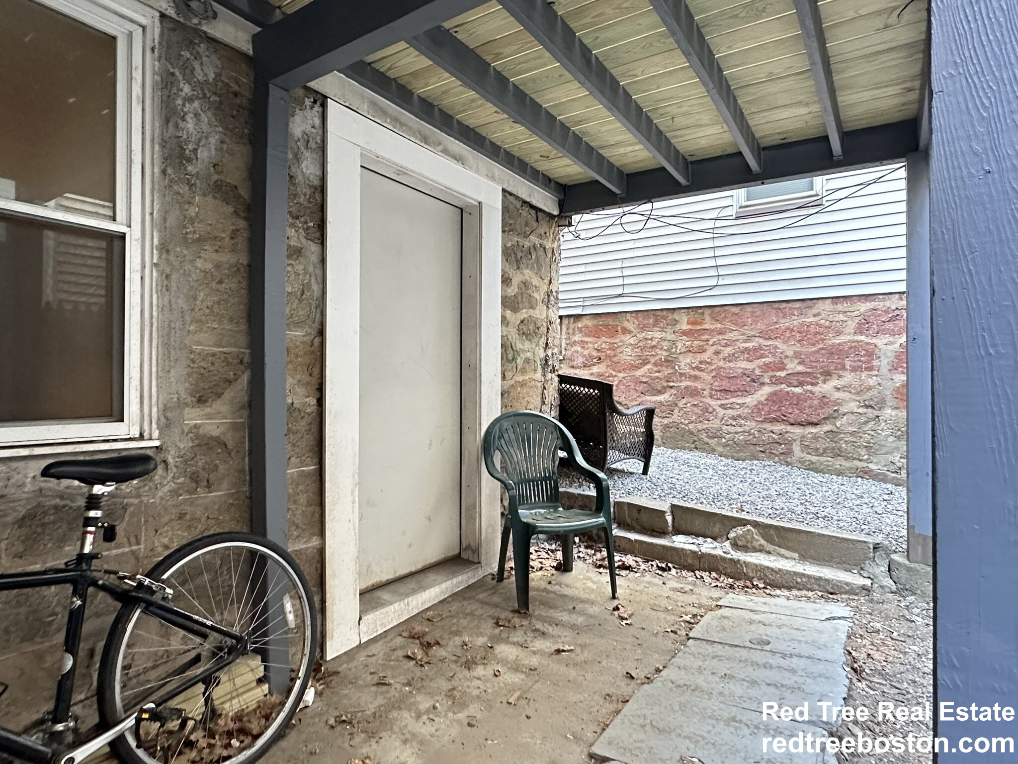 12 Wensley, Mission Hill