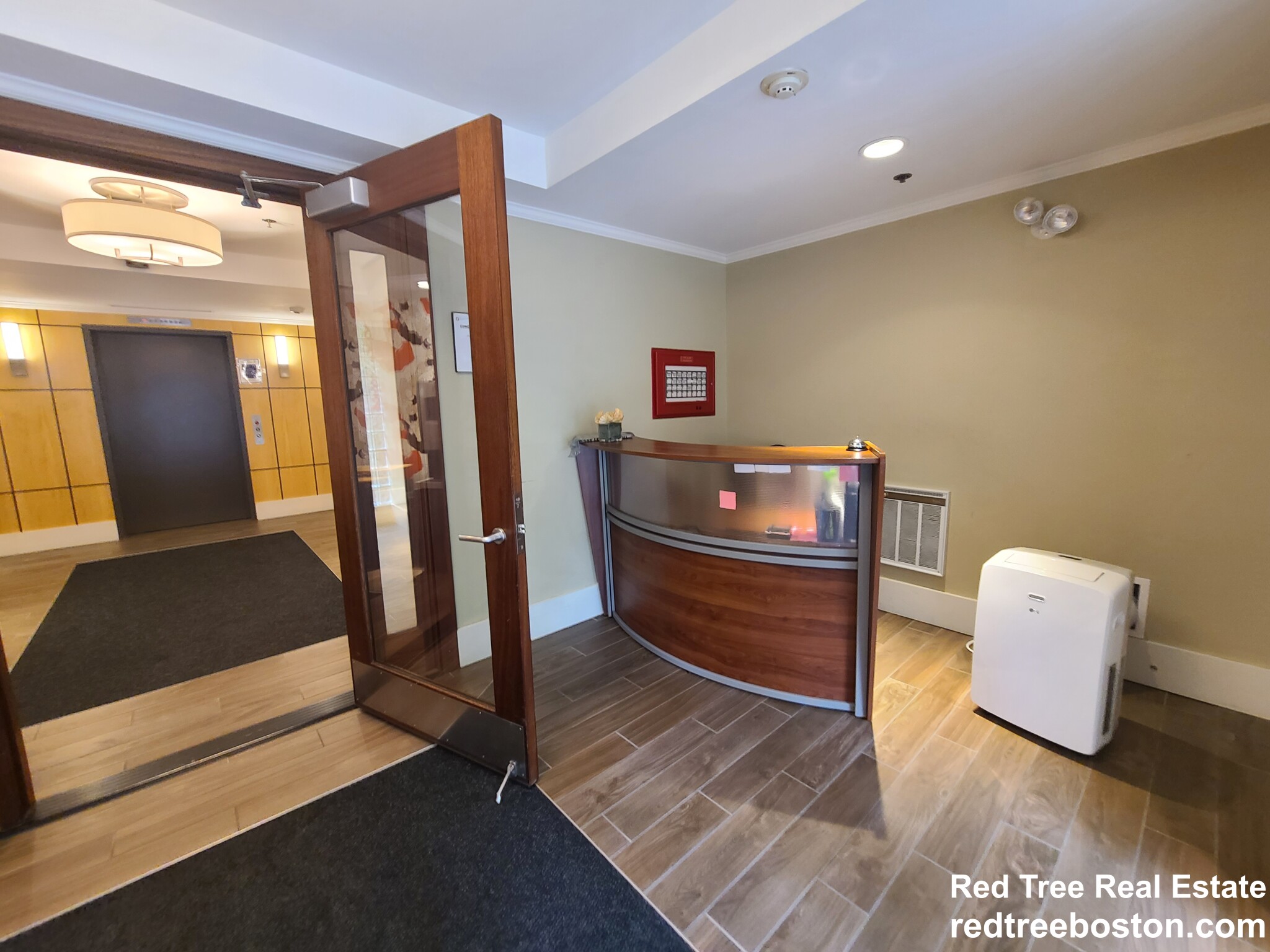 100 Jersey St, Fenway